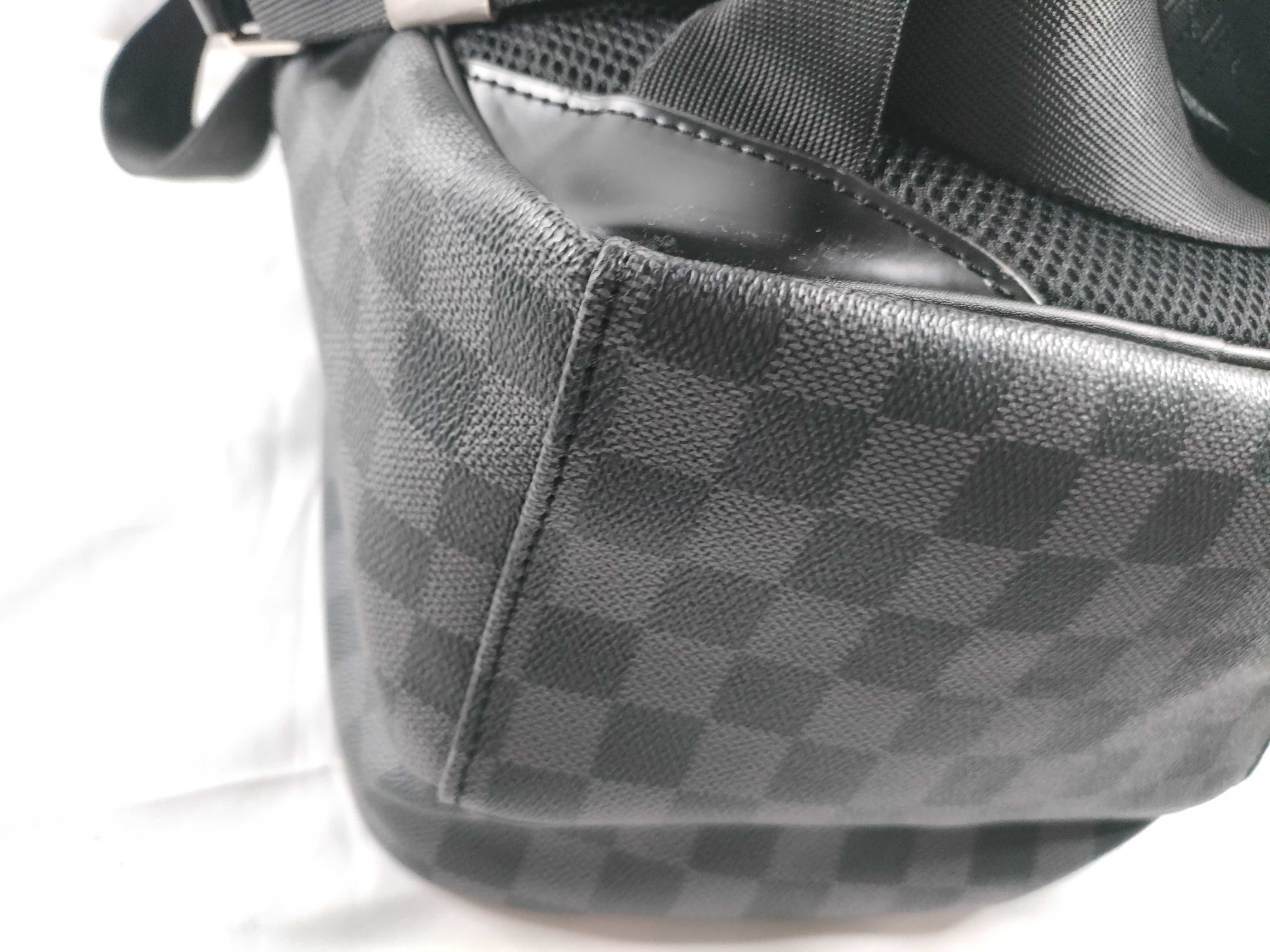 Damier Graphite Michael backpack, assumed to have no cracks or paint applied. — view 3