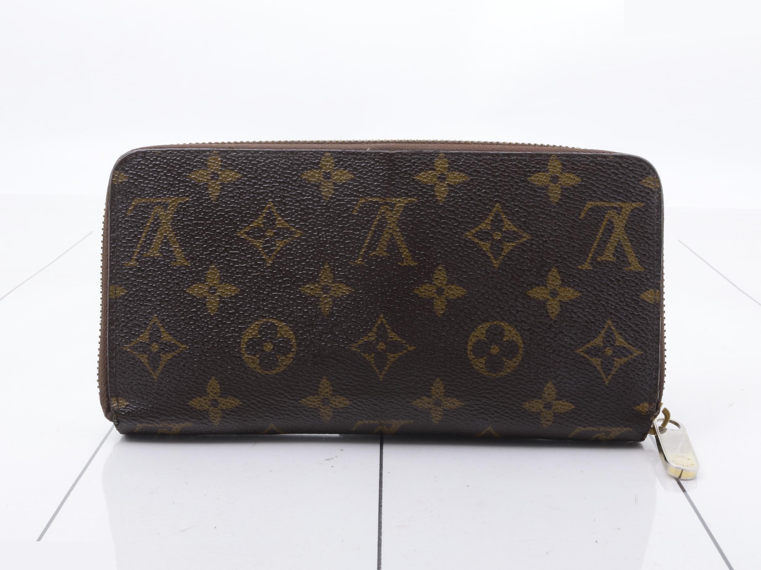 Mono Zippy Wallet — view 2