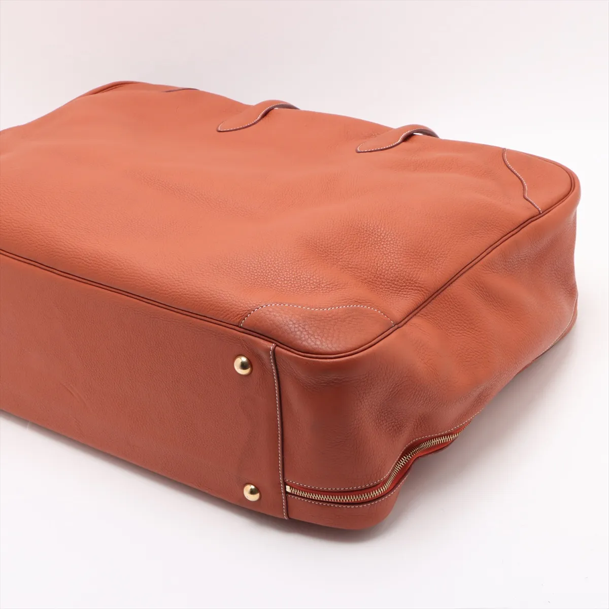 Plume 55, Taurillon Clemence leather, Brick color, Gold hardware, D: 2000 — view 3