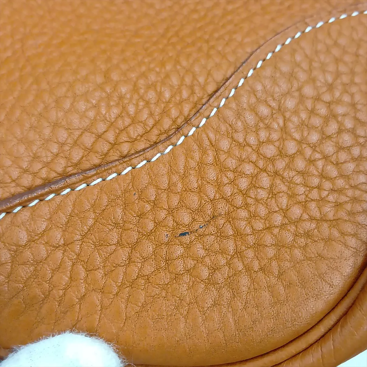 Plume 55, Taurillon Clemence leather, Brick color, Gold hardware, D: 2000 — view 9