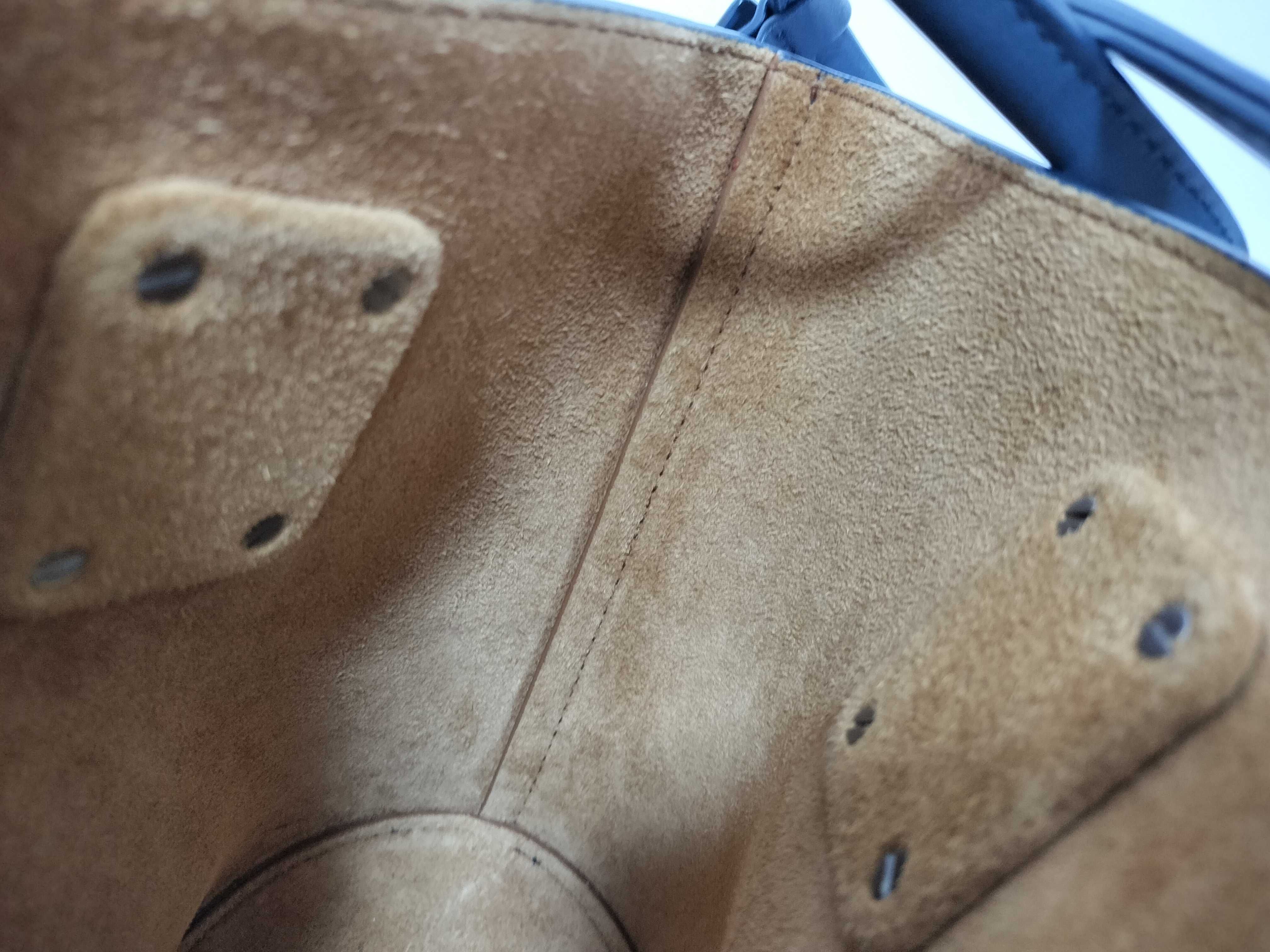 Leather Basket Bag Shoulder Bag — view 9