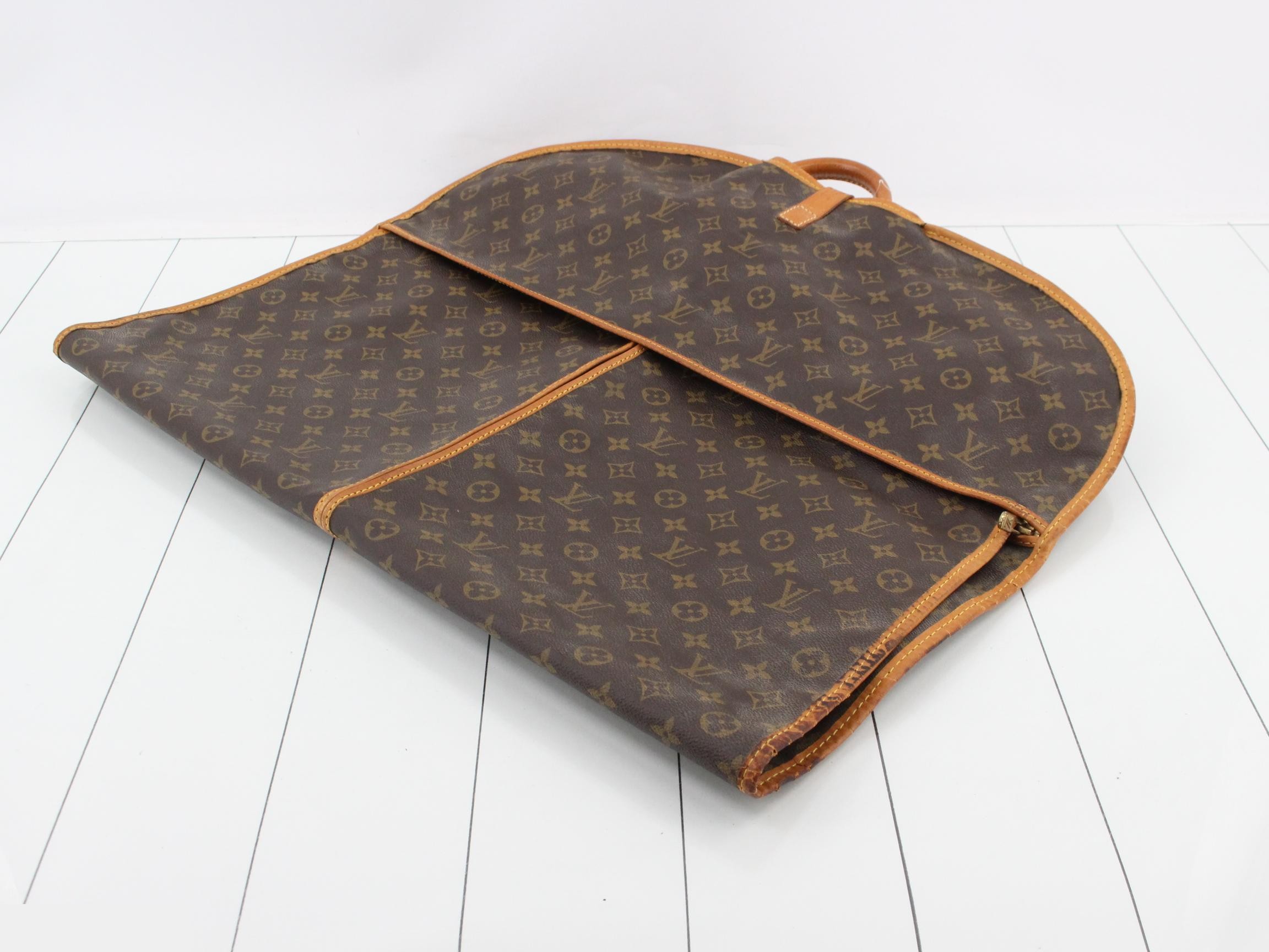 Sac de Portement — view 2