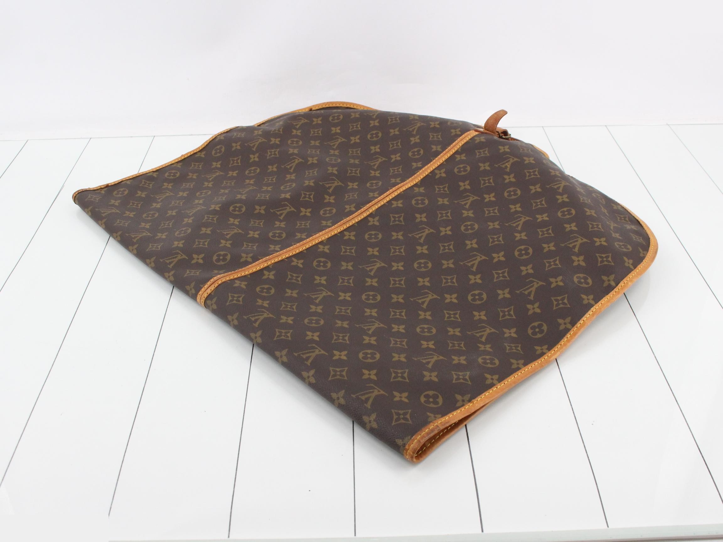 Sac de Portement — view 3