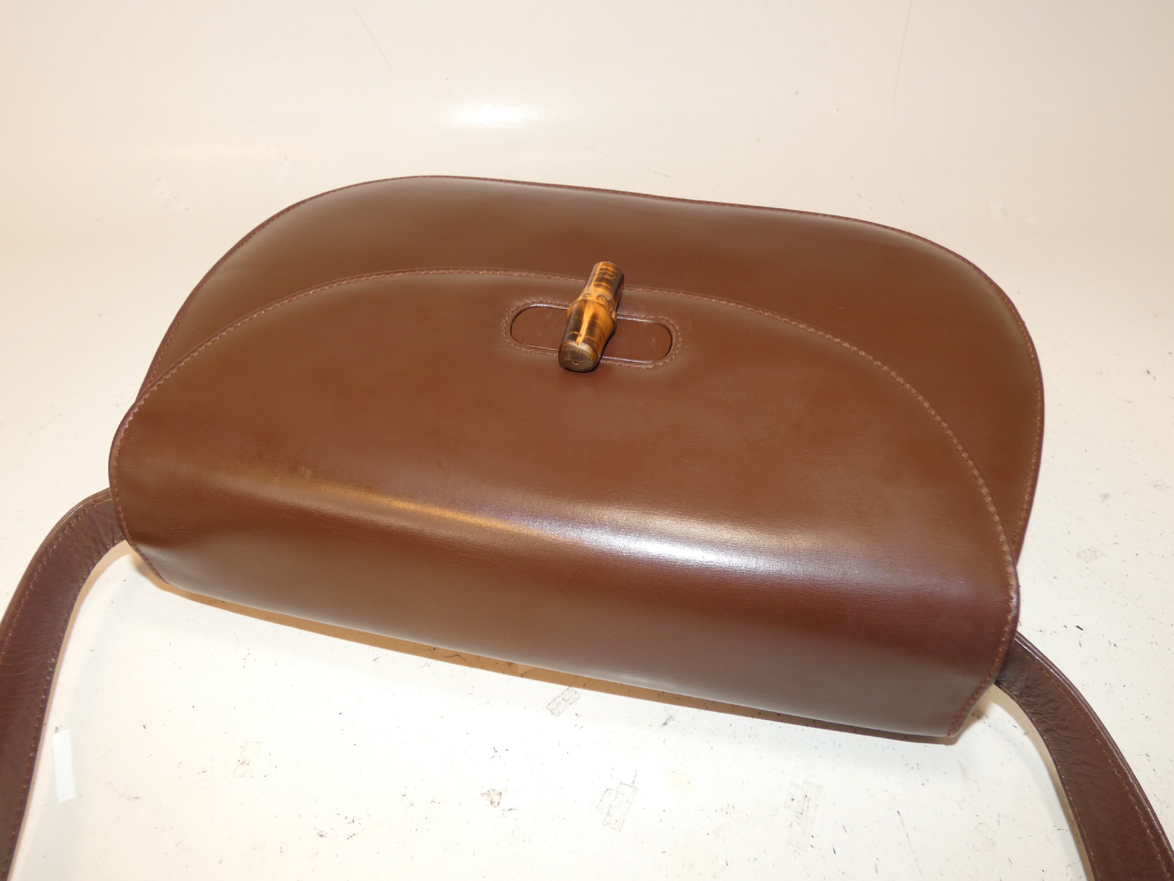 Turnlock Leather Brown Shoulder Bag — view 3