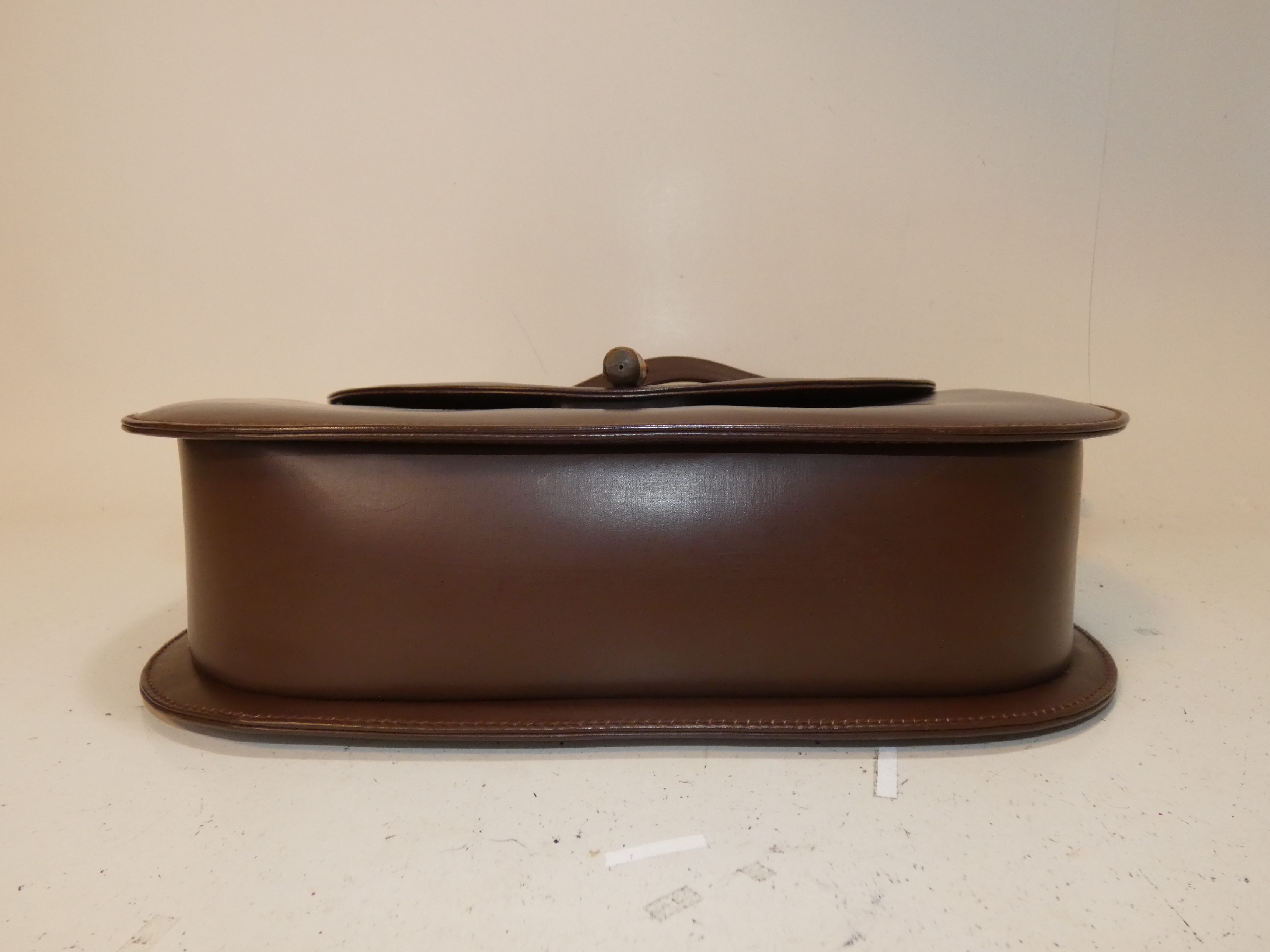 Turnlock Leather Brown Shoulder Bag — view 5