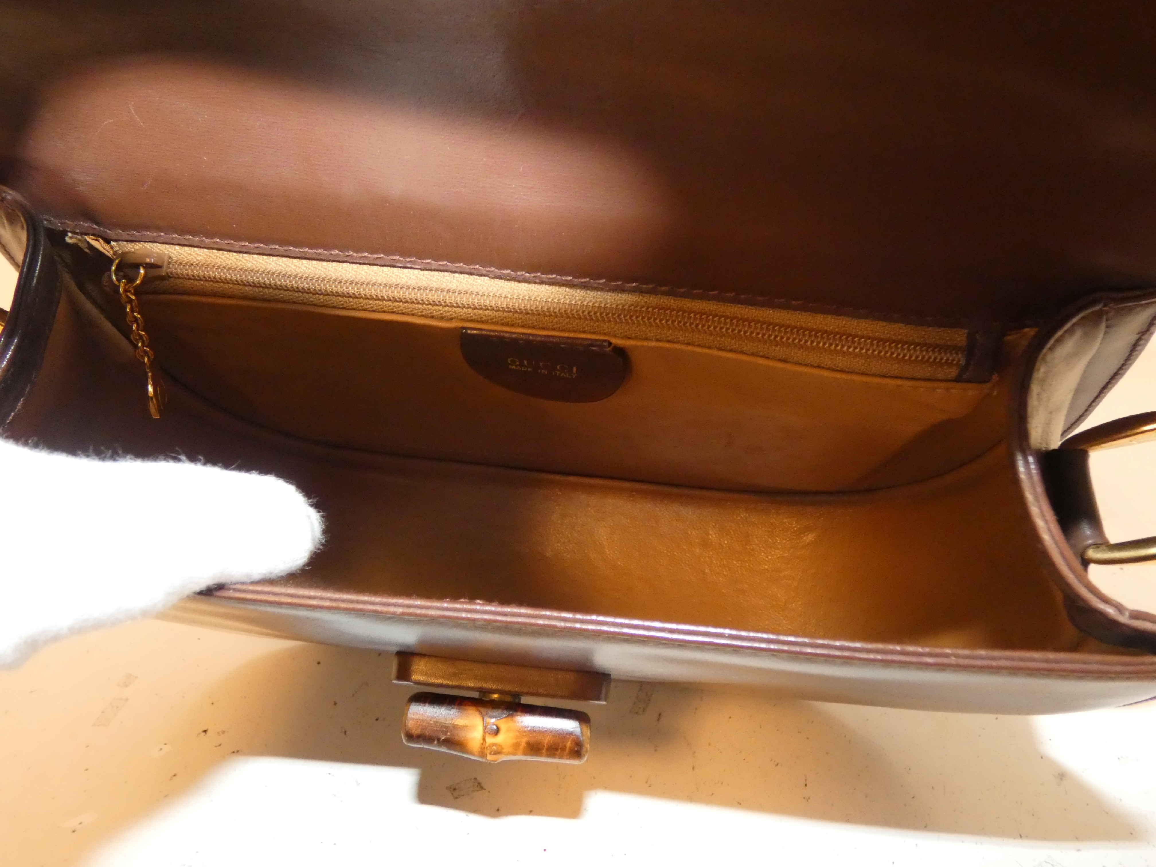Turnlock Leather Brown Shoulder Bag — view 8