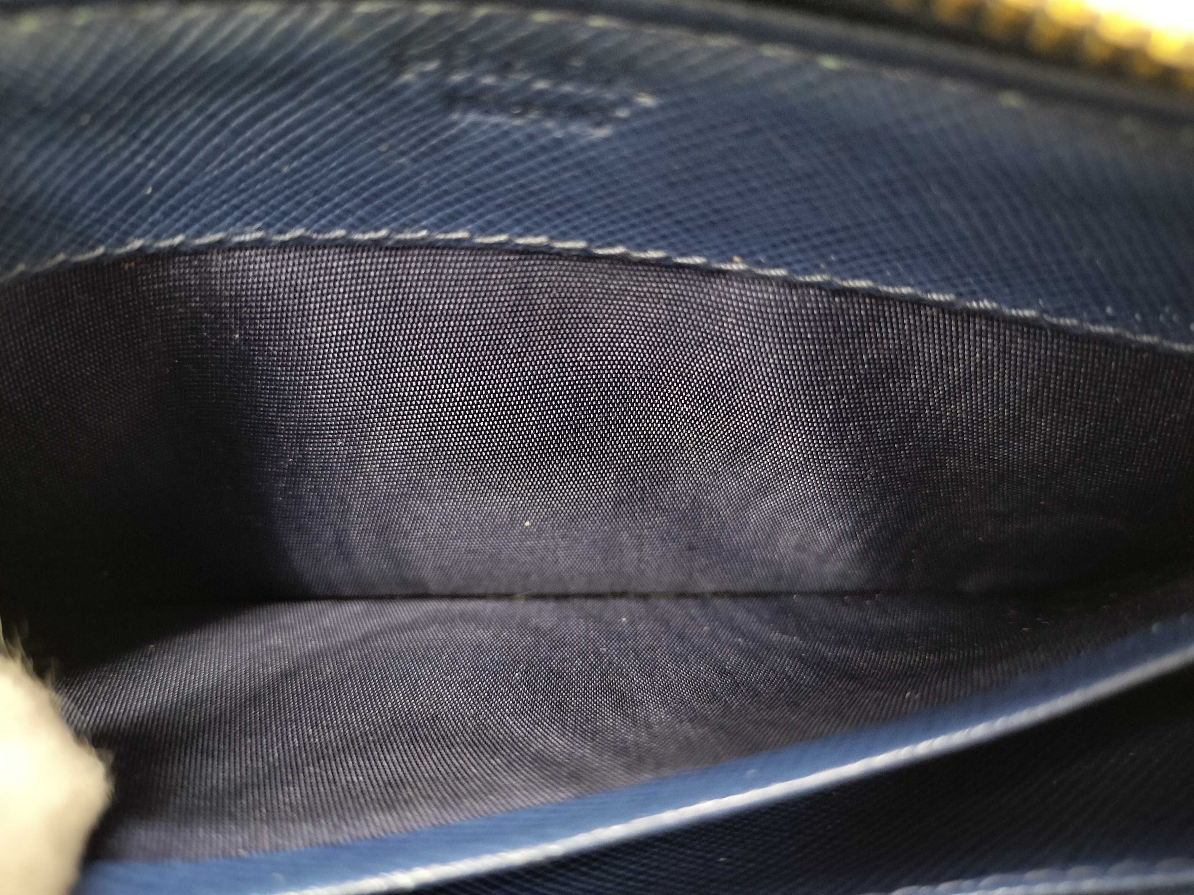 Round Zip Long Wallet Saffiano Blue Wallet — view 11