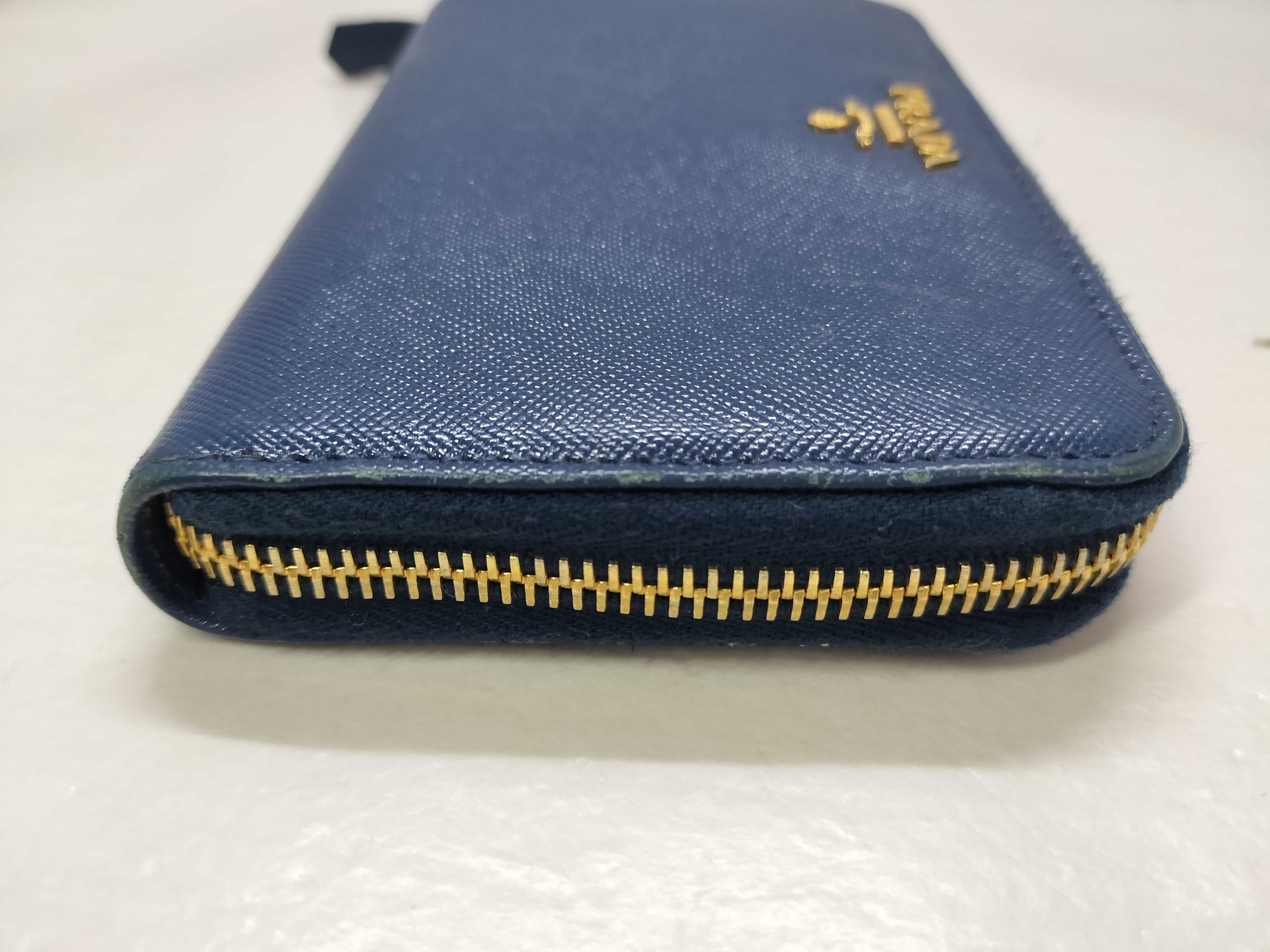 Round Zip Long Wallet Saffiano Blue Wallet — view 5