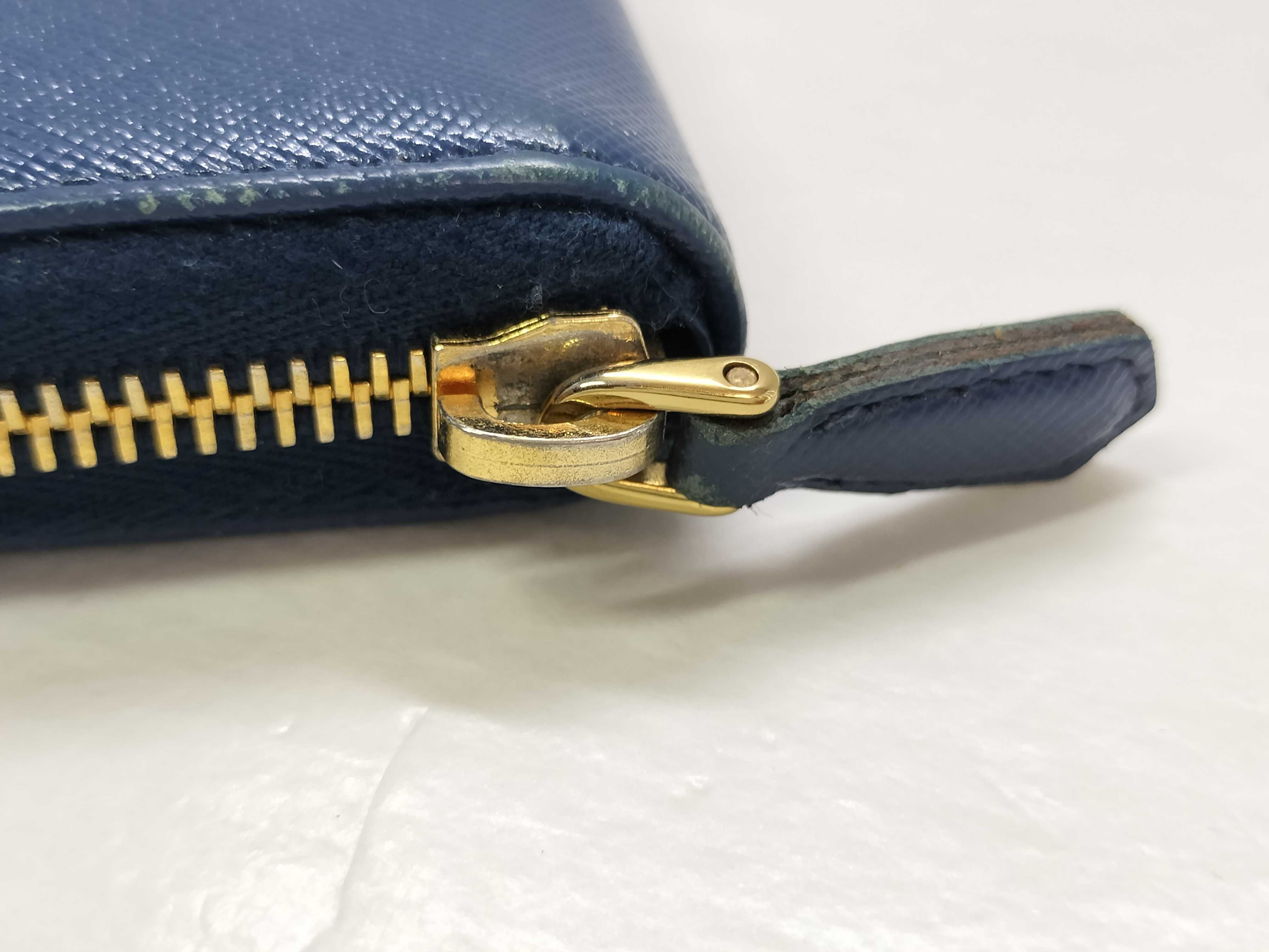 Round Zip Long Wallet Saffiano Blue Wallet — view 7
