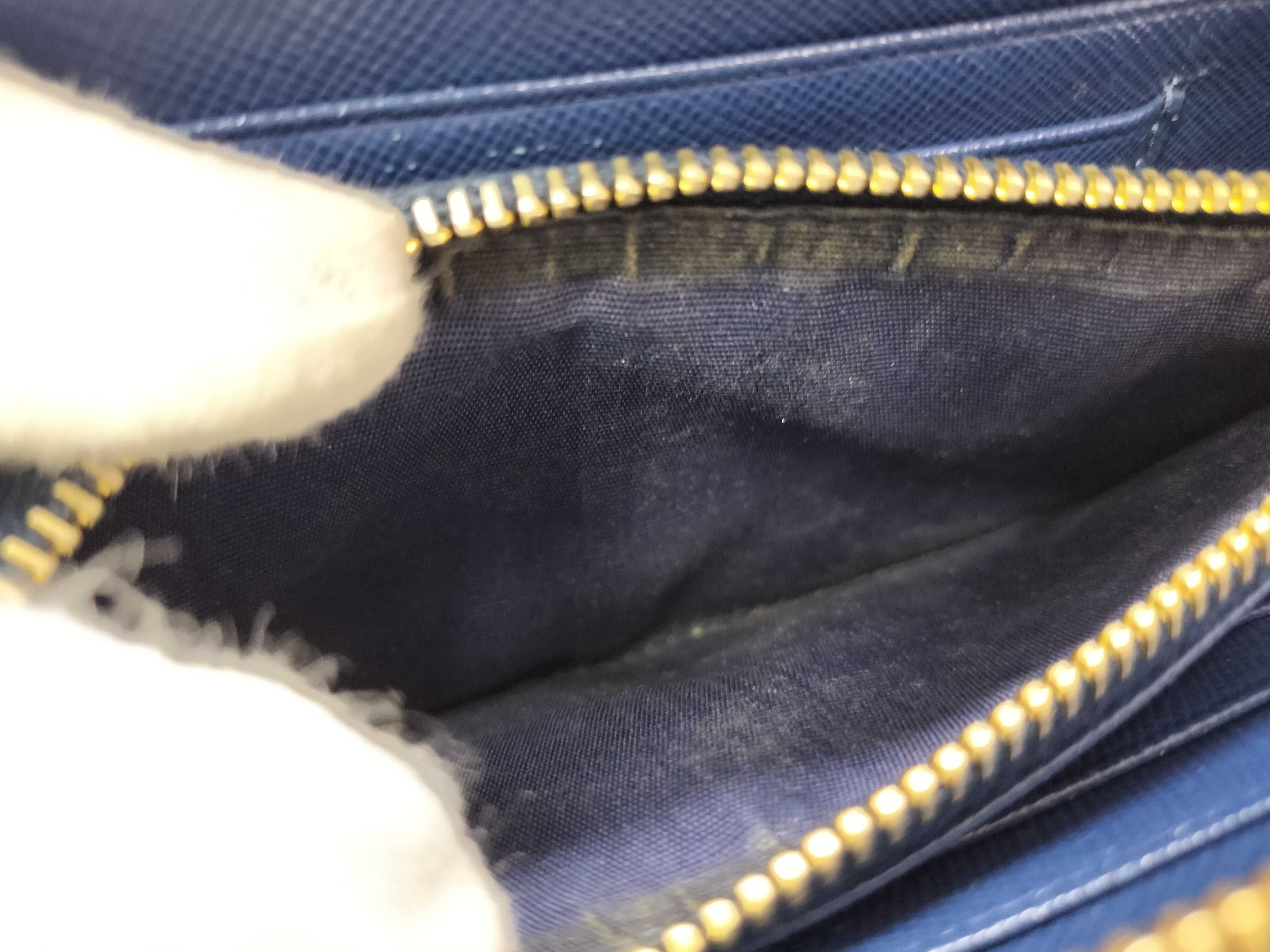 Round Zip Long Wallet Saffiano Blue Wallet — view 10