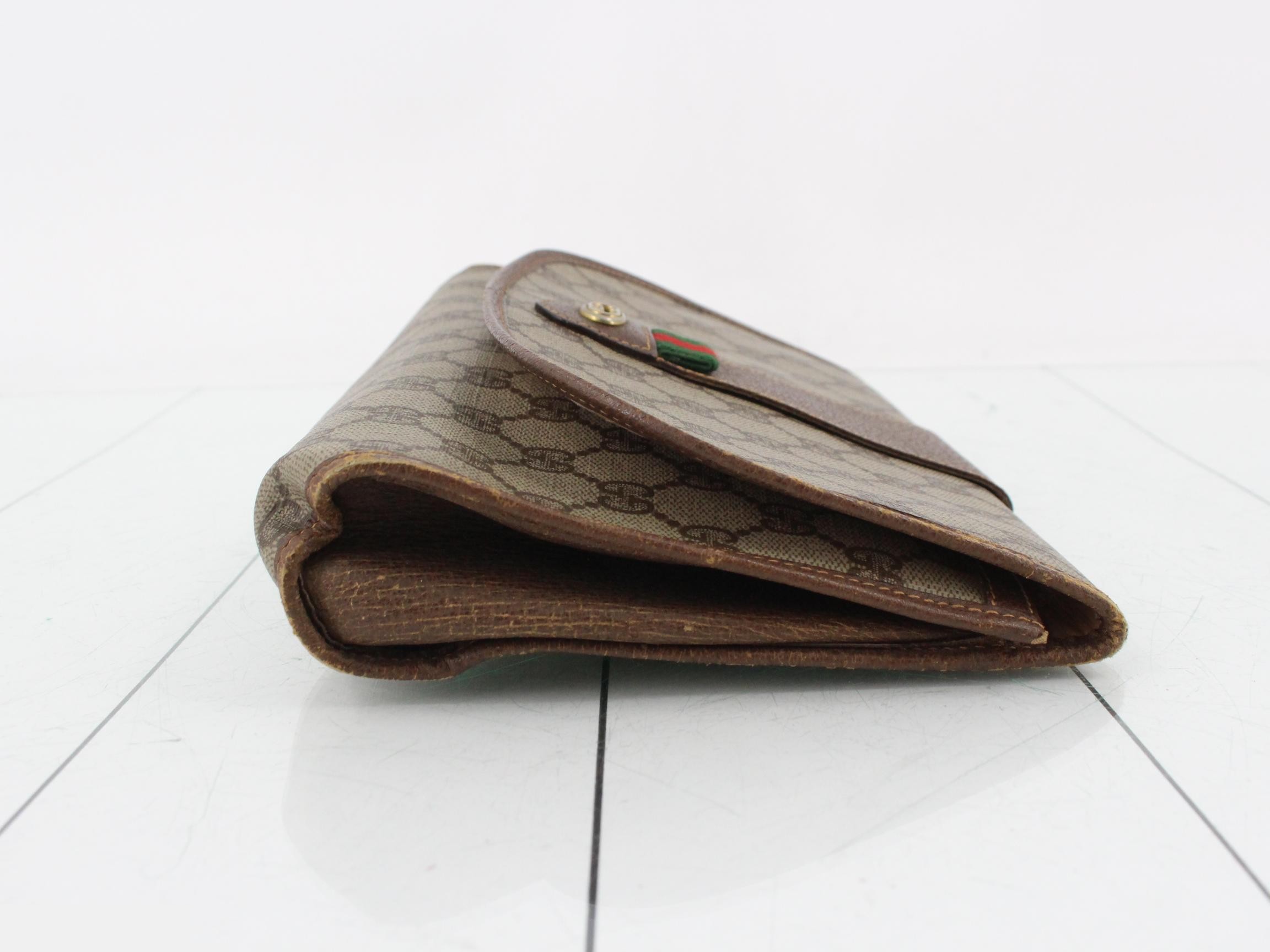 Vintage Gucci GG Supreme Clutch Bag — view 3