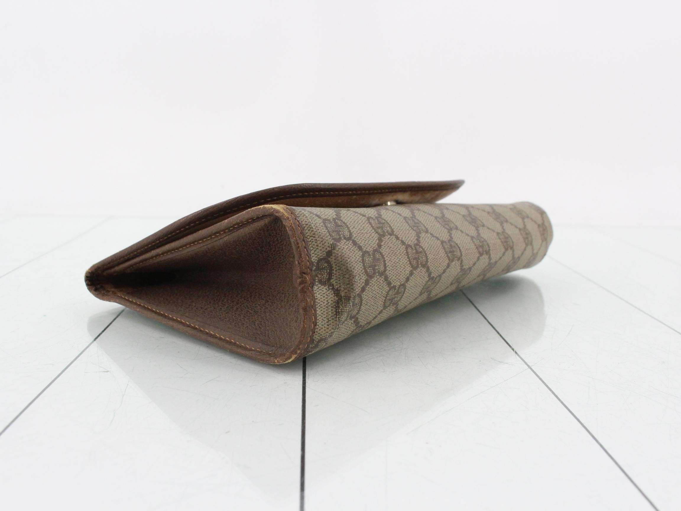 Vintage Gucci GG Supreme Clutch Bag — view 5