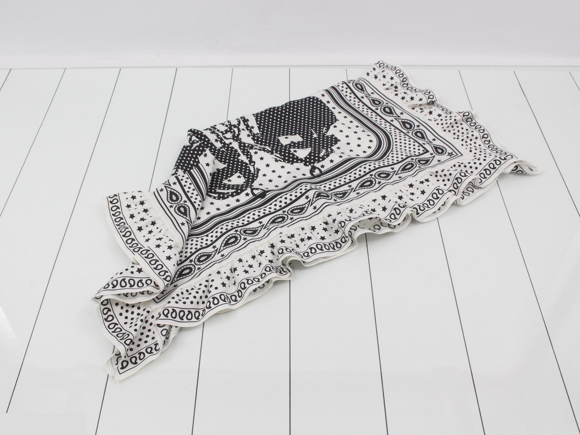 Carre 70 Brit Gala Bandana Dot Frill Edition with Storage Box — view 3