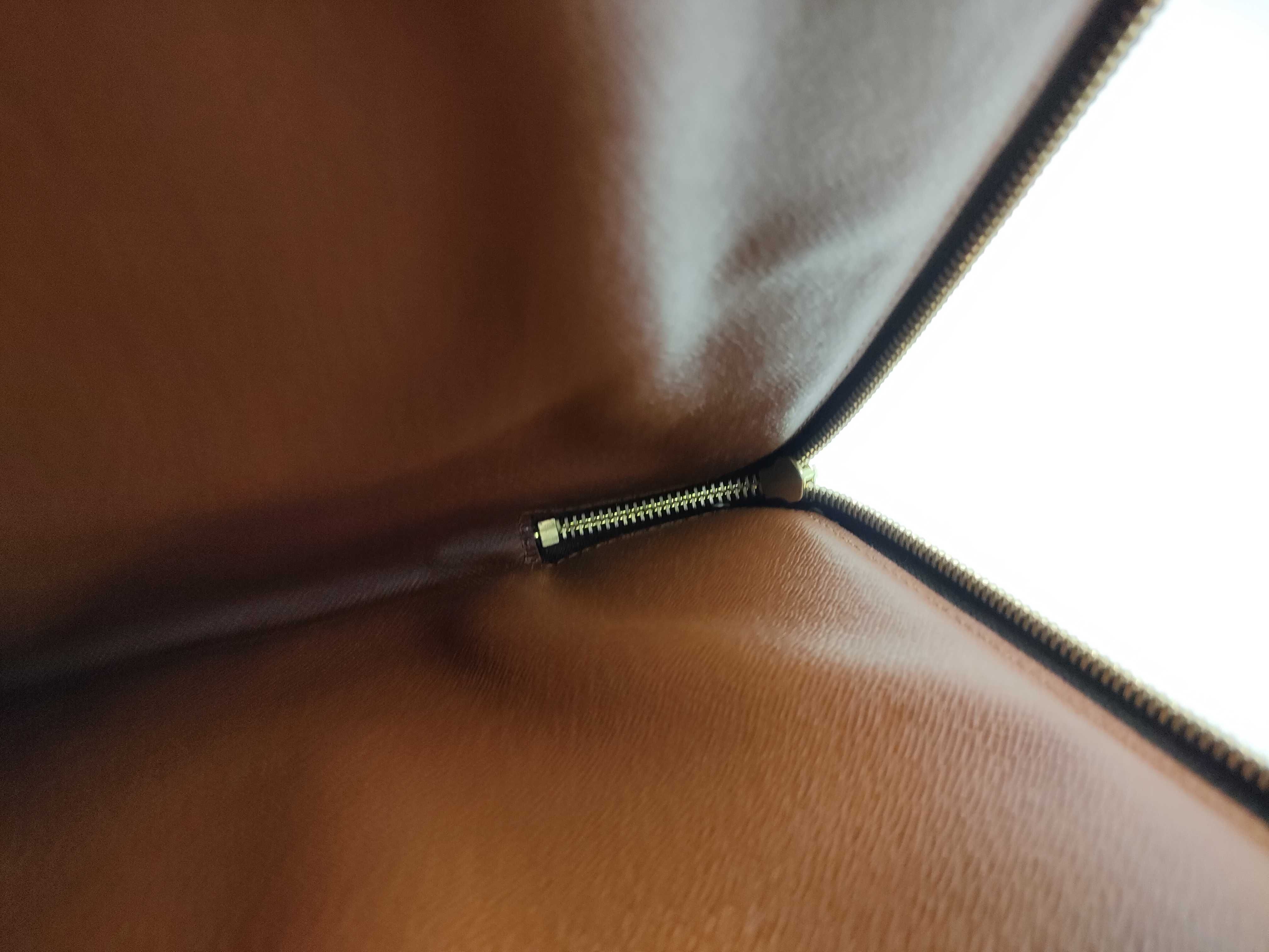 Monogram Poche Documant — view 9