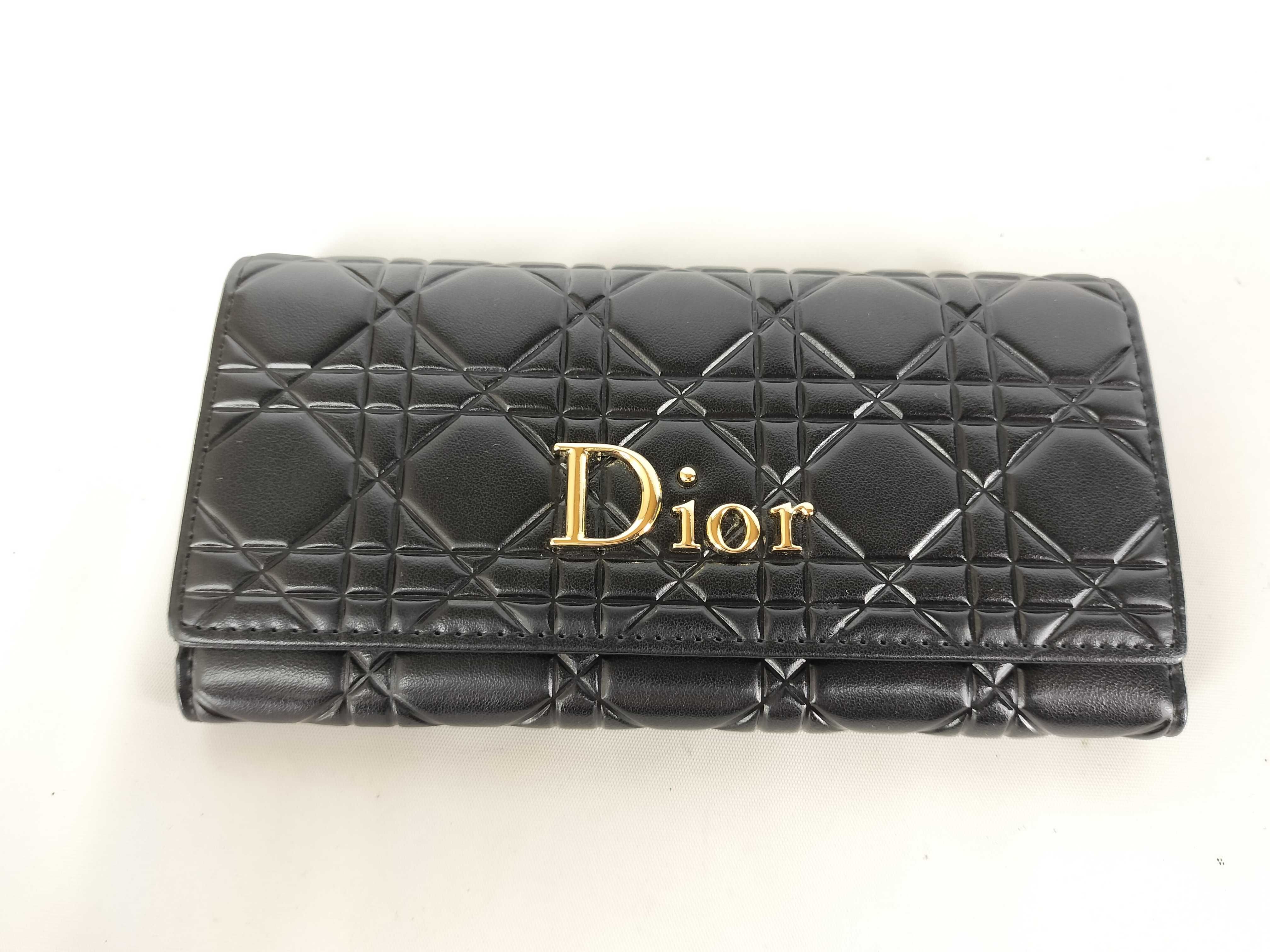 Cannage Bi-fold Long Wallet