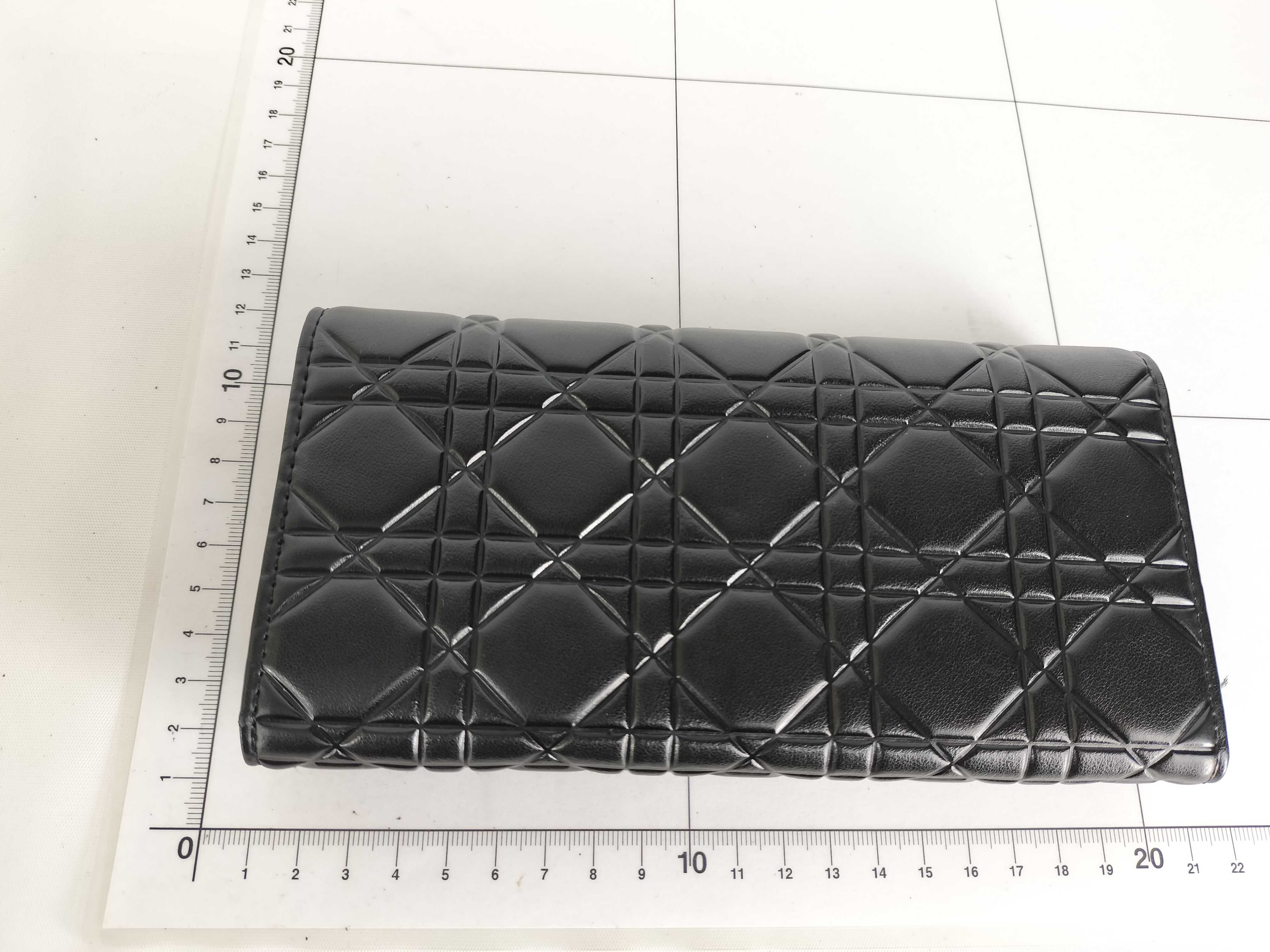 Cannage Bi-fold Long Wallet — view 13