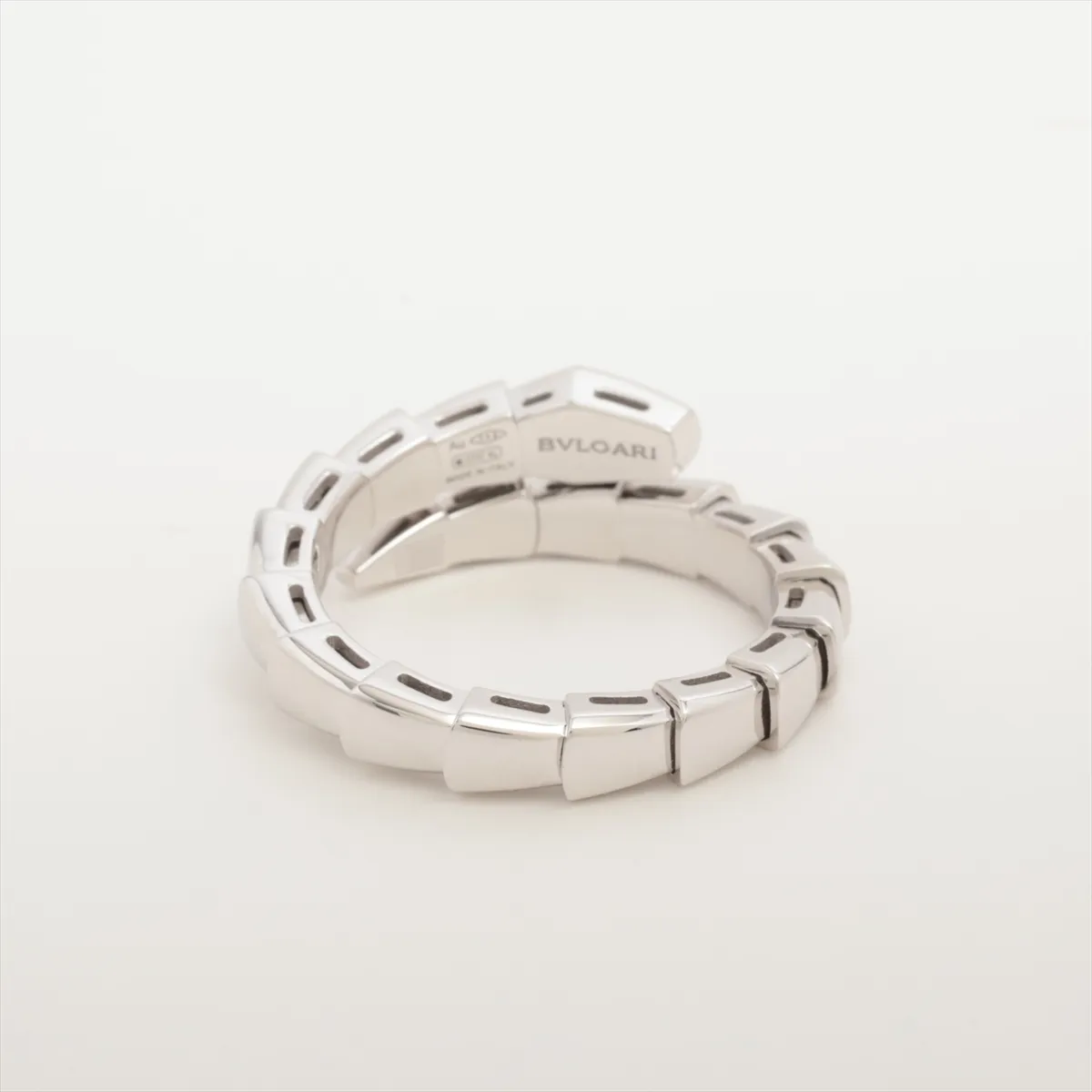 Serpenti Viper Diamond Ring, 750 (WG), 7.4g, , AKS235, 360471, QR code readable. — view 2