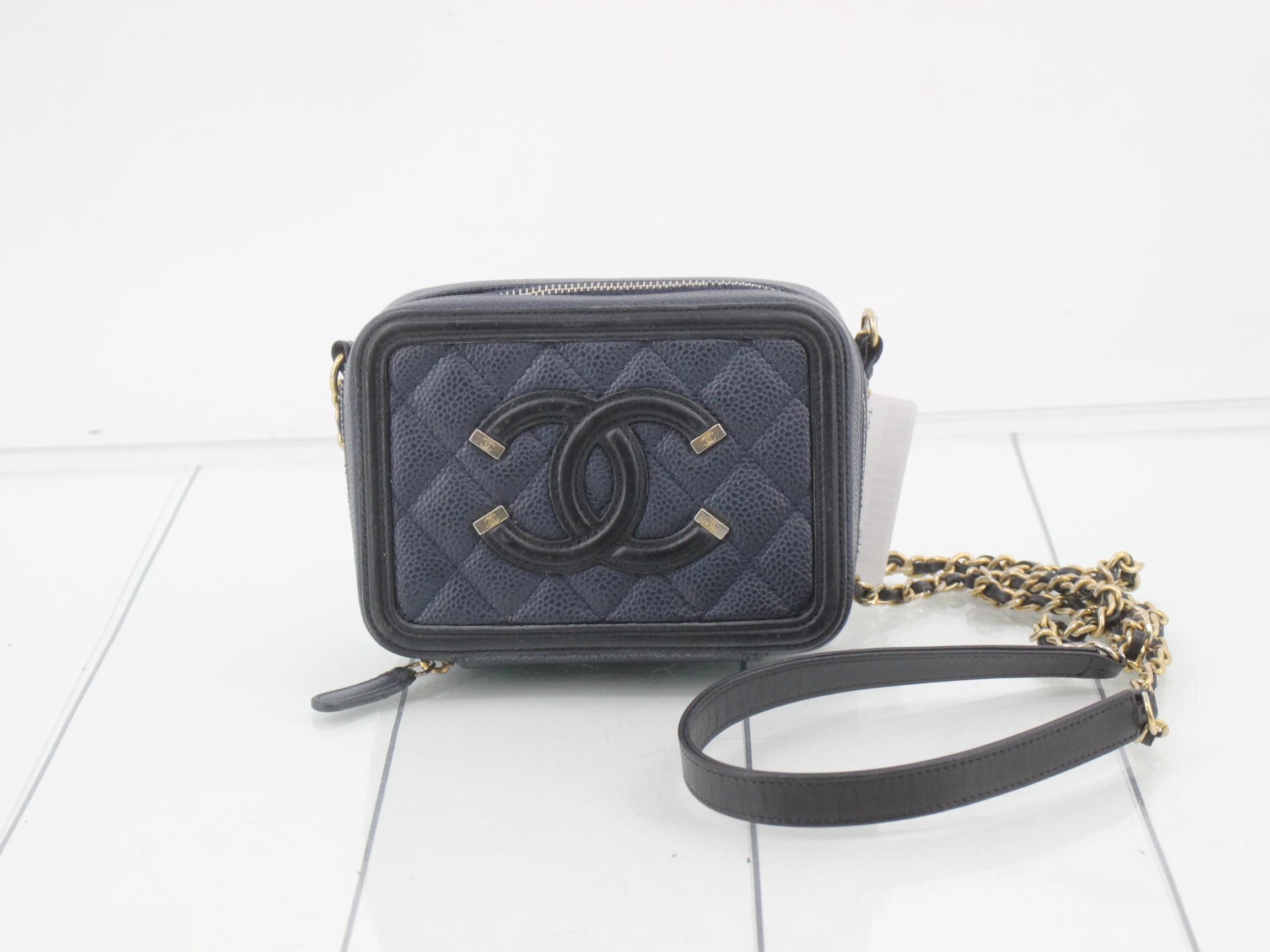 Navy Caviar Skin No. 26