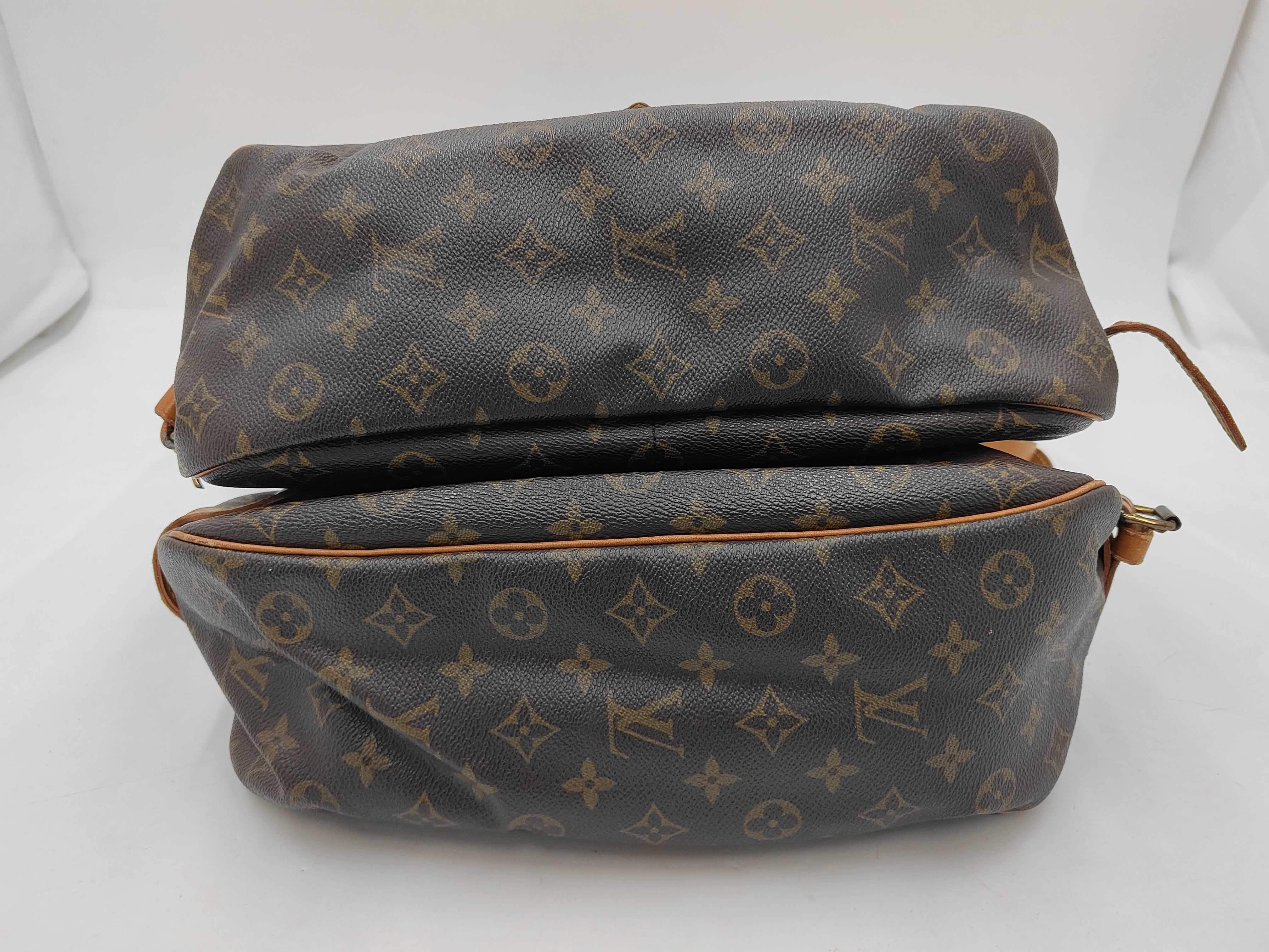 Monogram LV M42254 Saumur Shoulder Bag — view 3