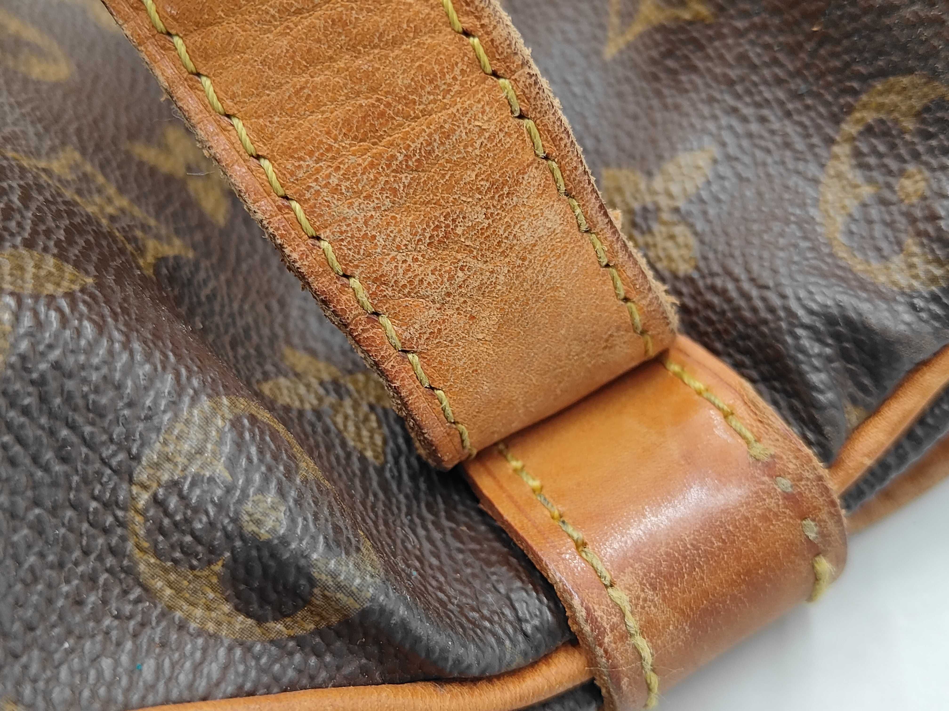 Monogram LV M42254 Saumur Shoulder Bag — view 7