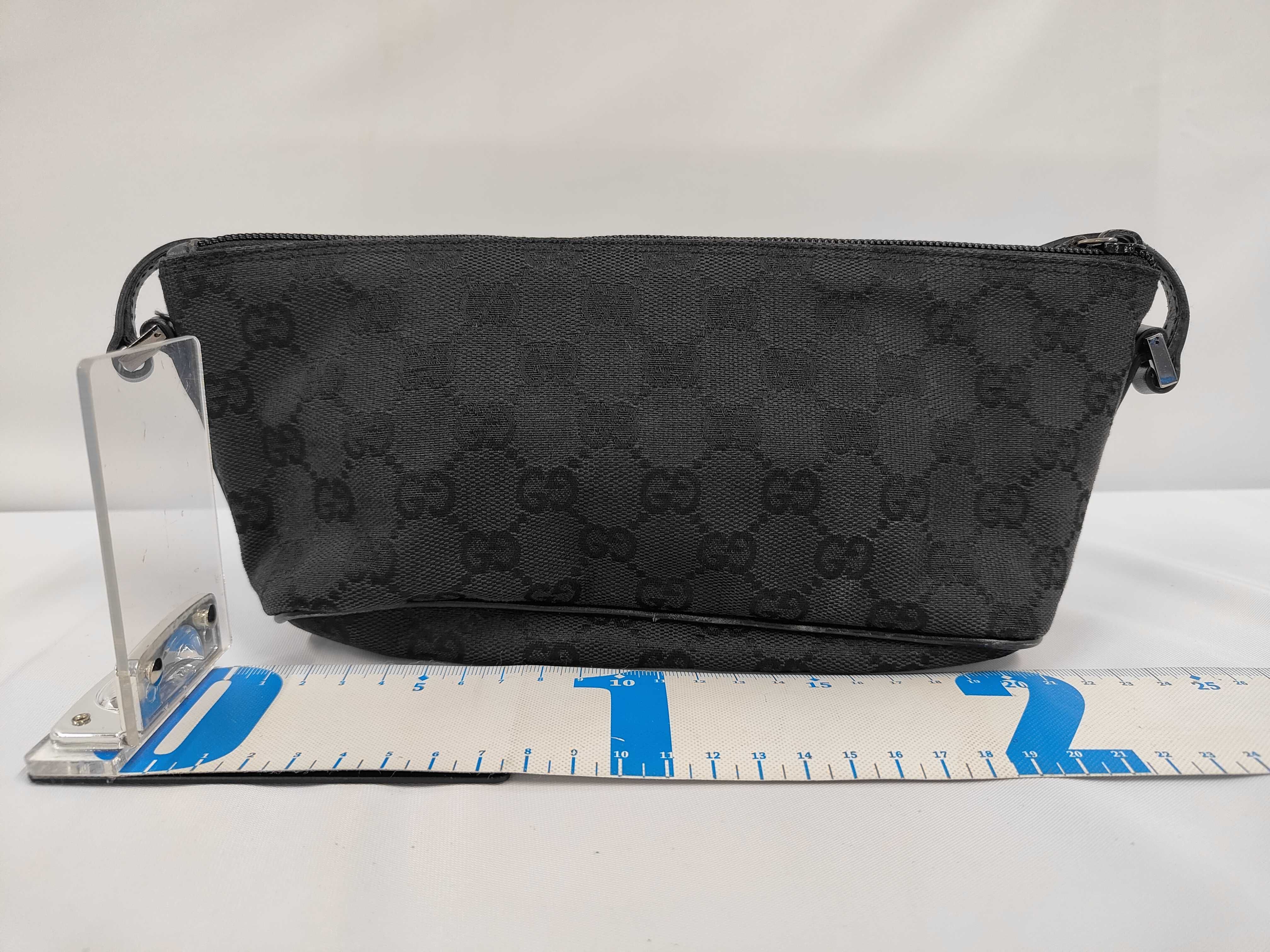 GG Canvas Accessory Pouch Handbag — view 2
