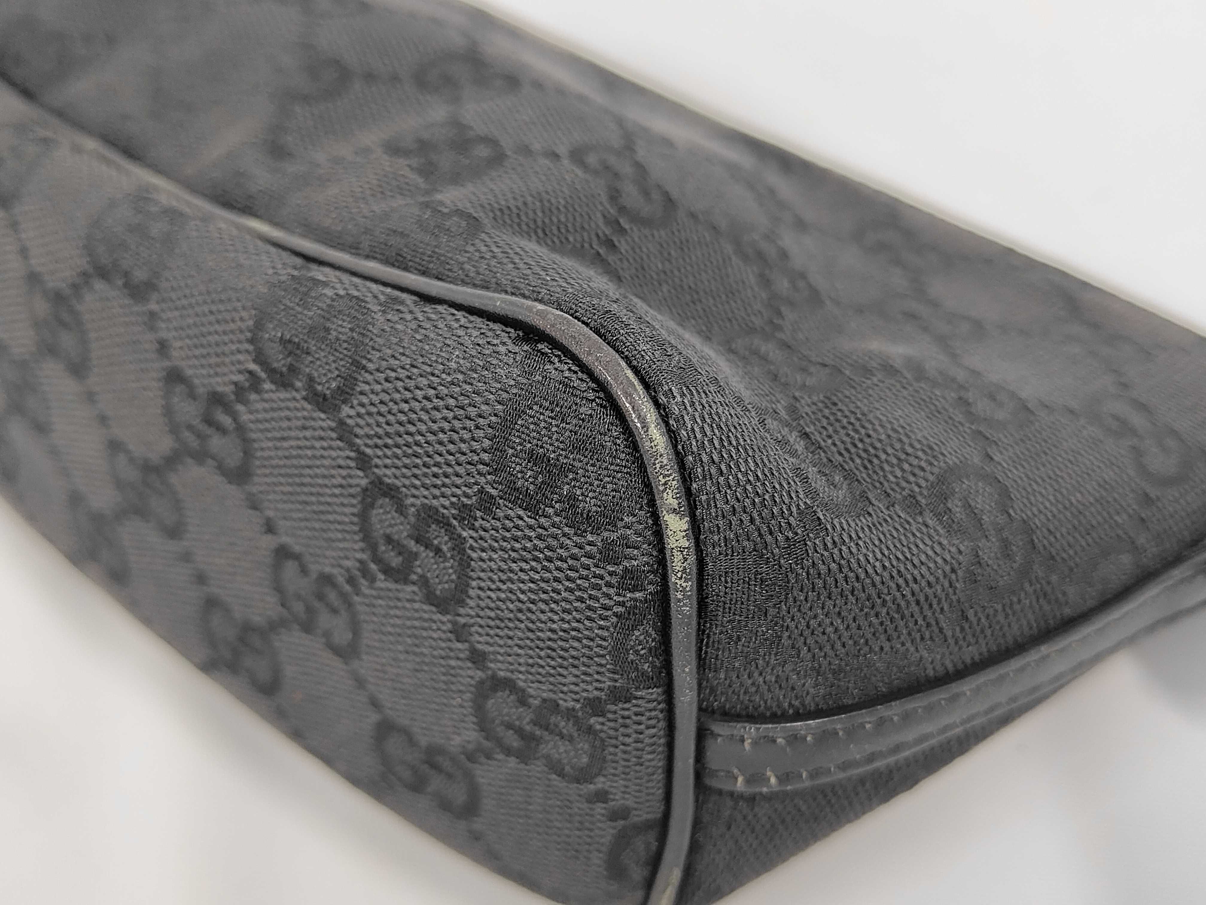 GG Canvas Accessory Pouch Handbag — view 4