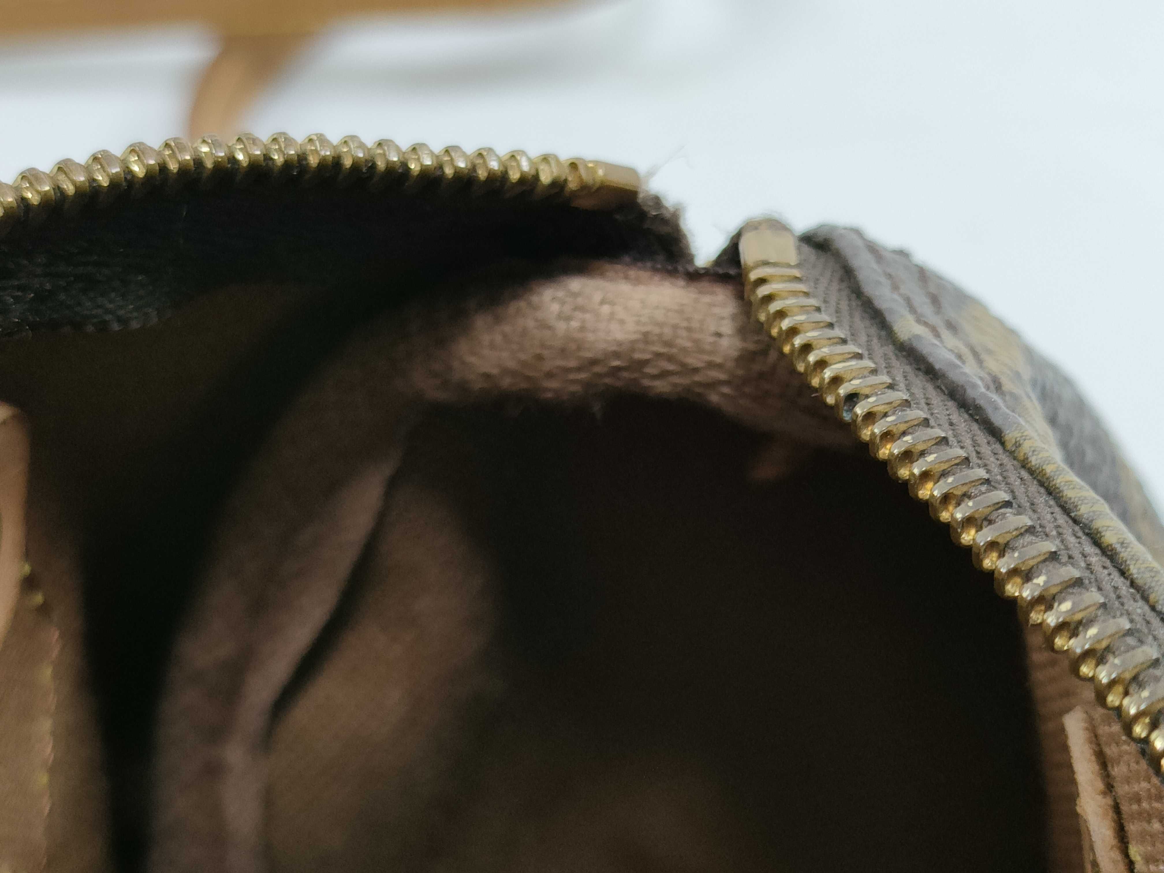Monogram Louis Vuitton LV Mini Speedy Bandoulière Handbag with Strap — view 13