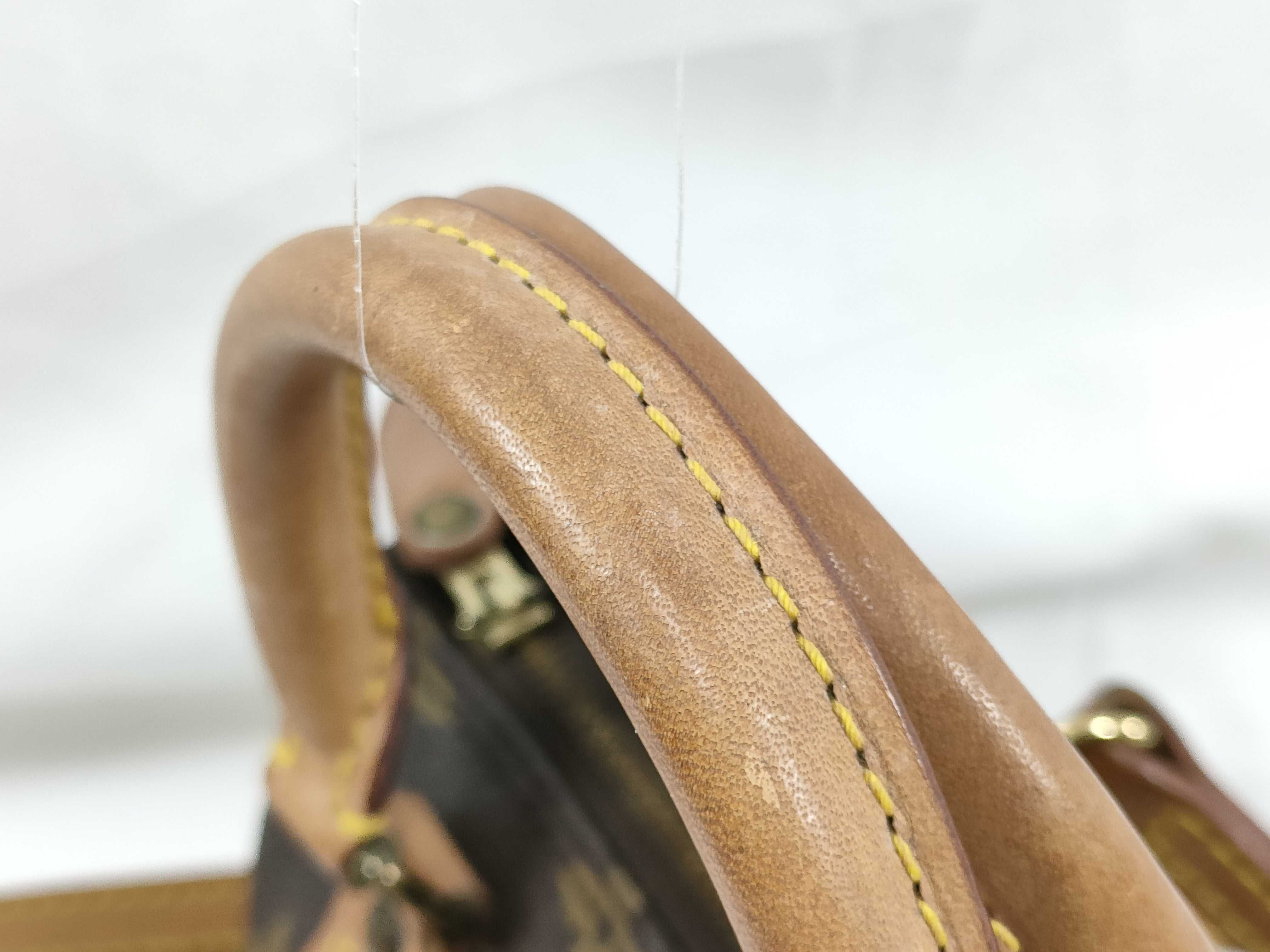 Monogram Louis Vuitton LV Mini Speedy Bandoulière Handbag with Strap — view 4