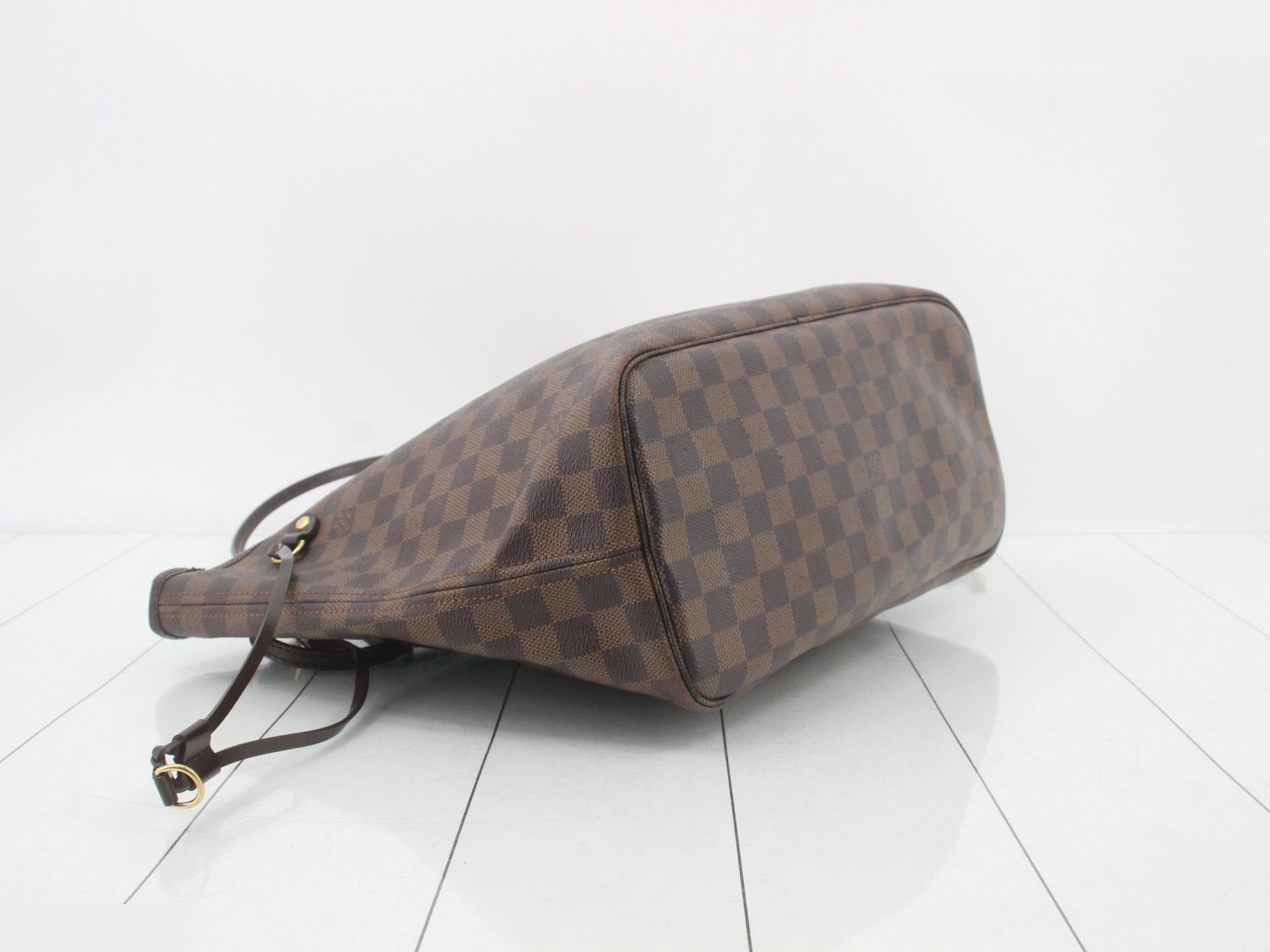 LV Damier Neverfull MM — view 5