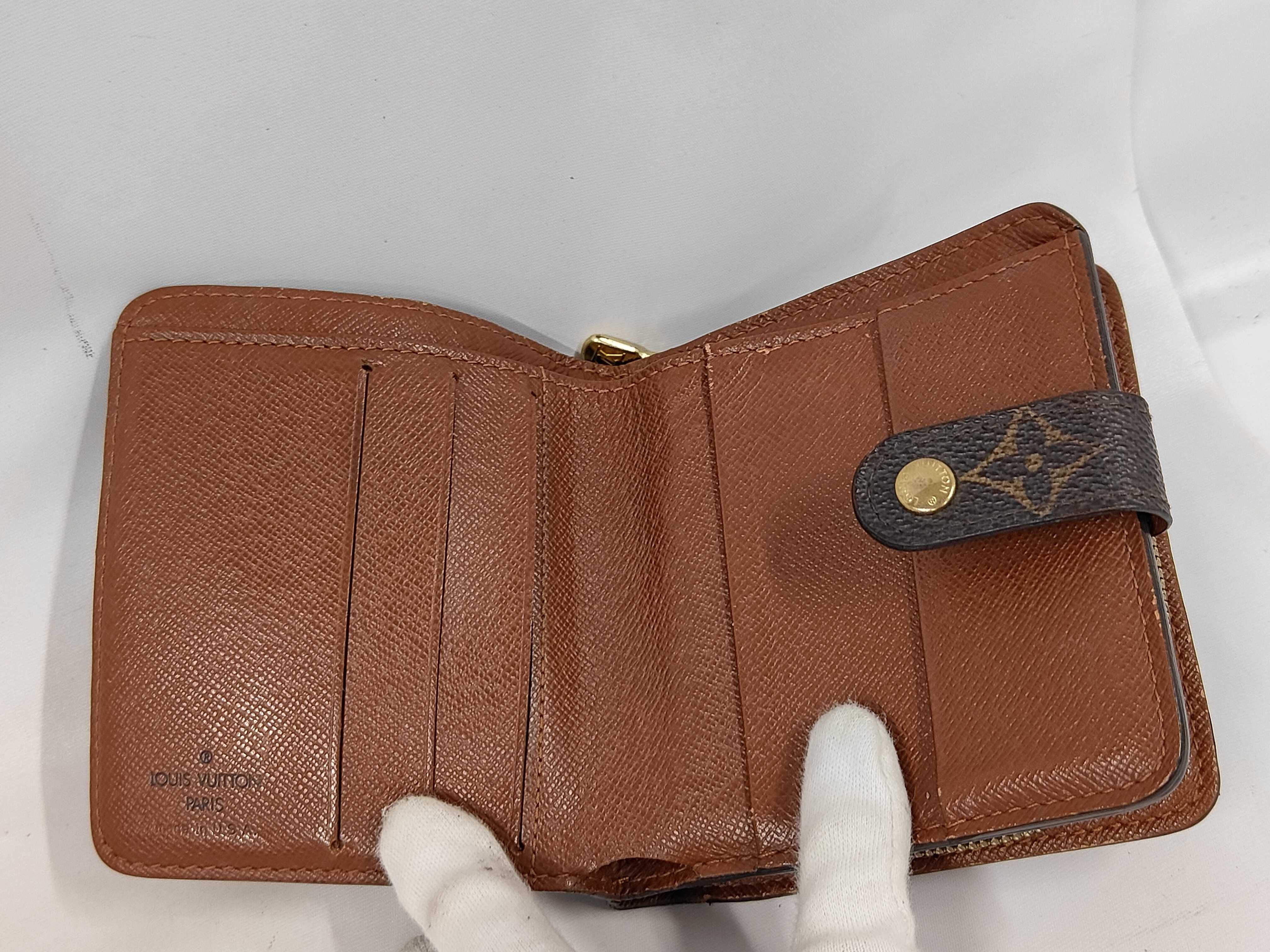 Monogram Louis Vuitton Monogram Compact Zip Bi-fold Wallet M61667 SD0075 Wallet — view 7