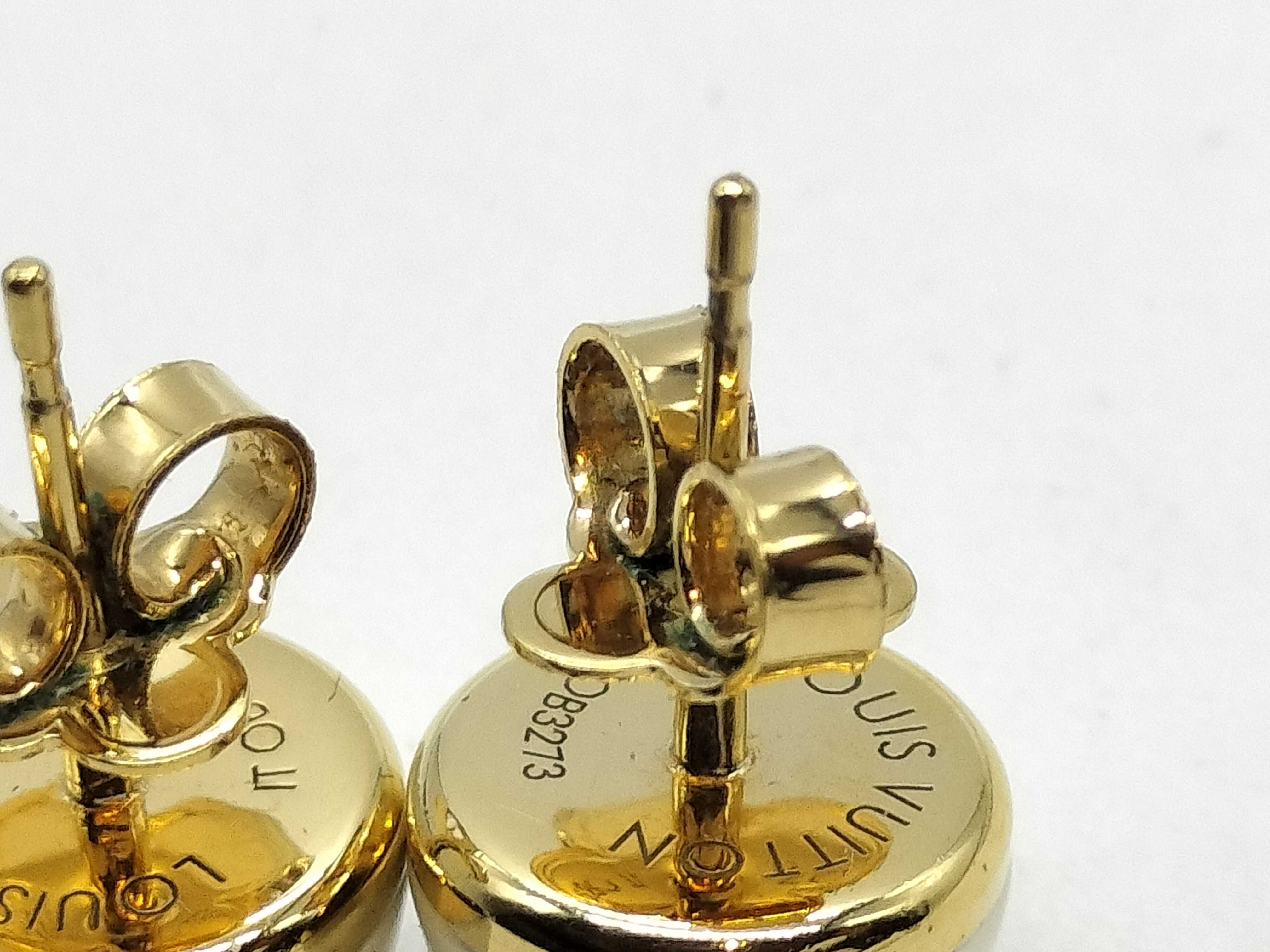 M01589 Earrings - Partial peeling — view 7
