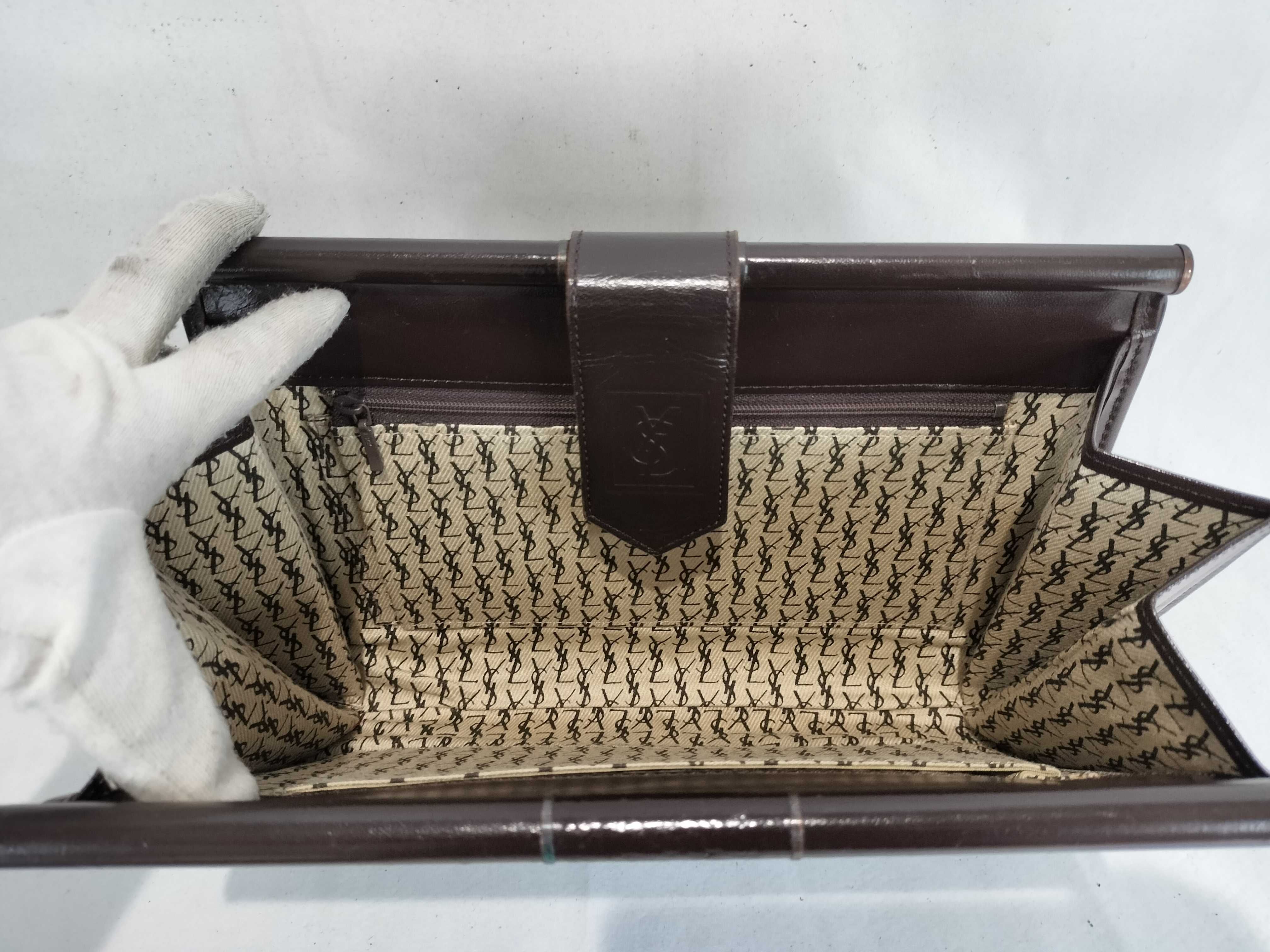 V-stitch Clutch Second Bag — view 6