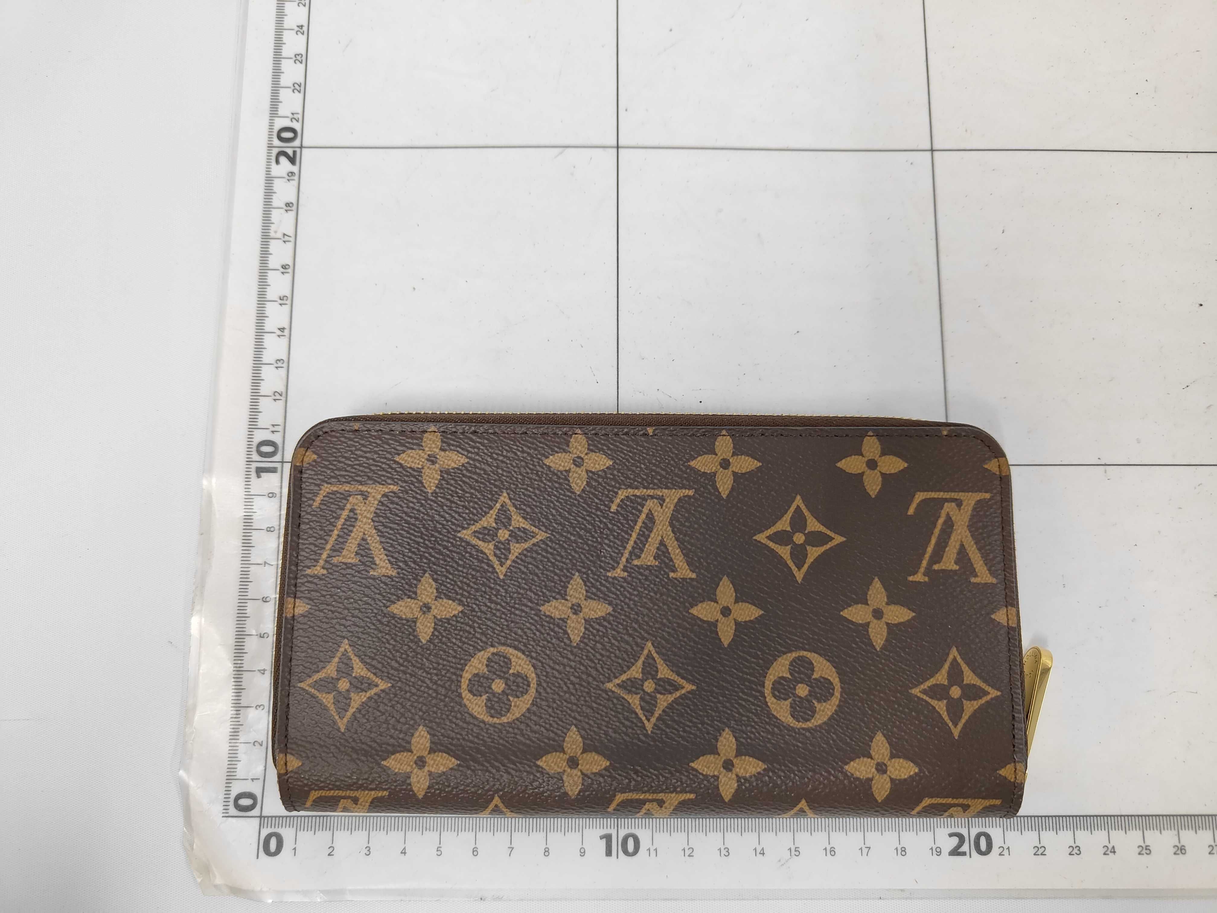 Monogram Wallet Zippy Wallet — view 2