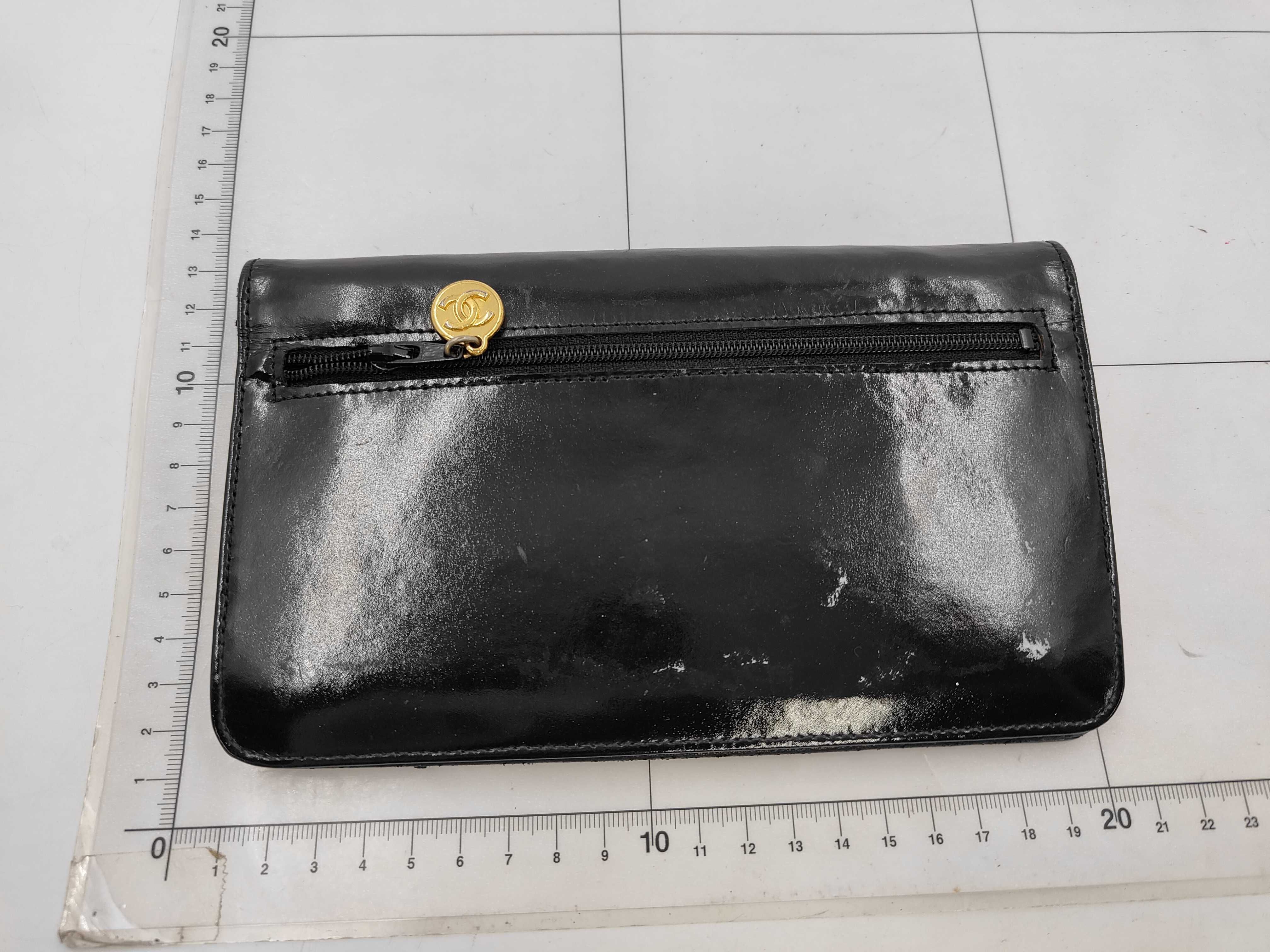 Enamel Patent Coco Mark Long Wallet — view 12