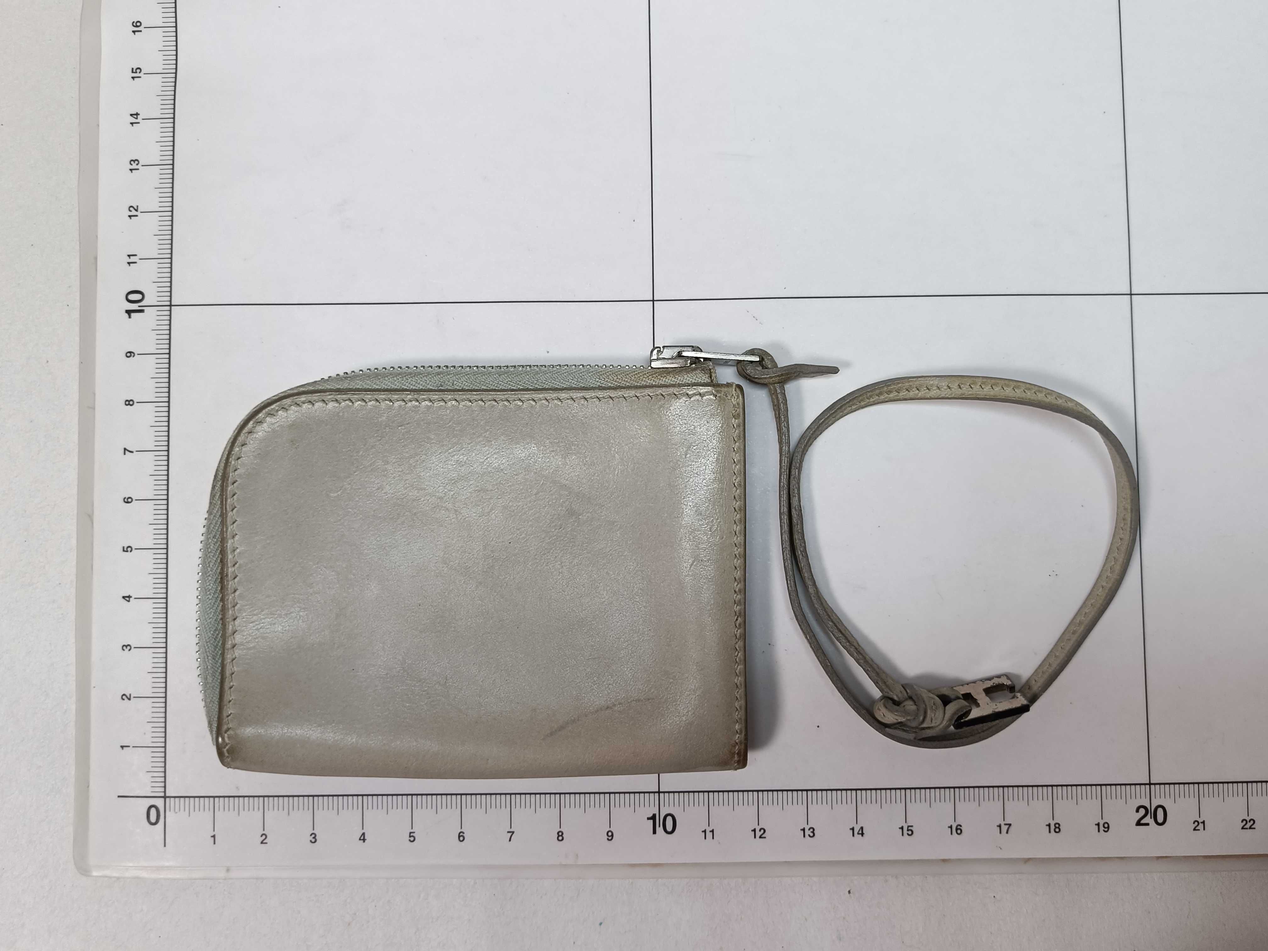 L-shaped wallet, leather coin case — view 2