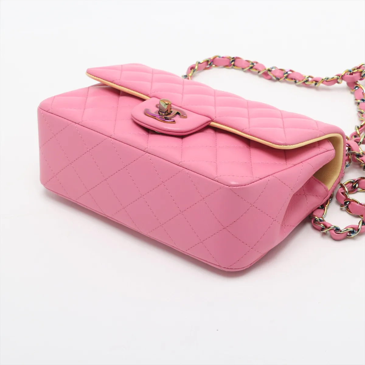 Mini Matelasse 20 Lambskin Single Flap Single Chain Bag Pink Rainbow Hardware 31092600 31st Series A69900 — view 3