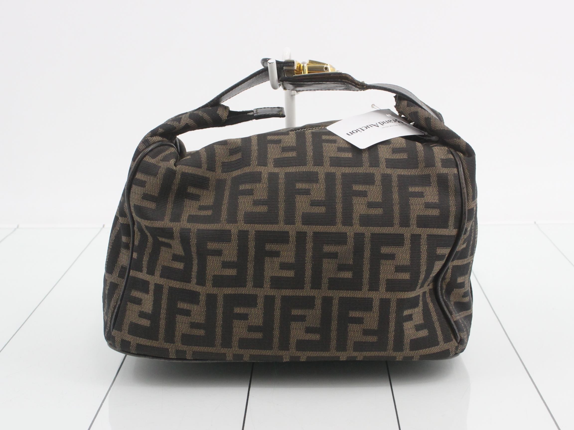 handbag — view 2