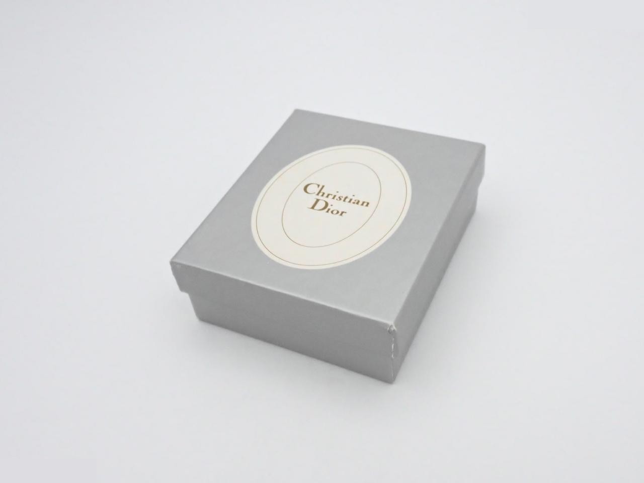 CD logo, gold, GP, 5.7cm wide — view 4