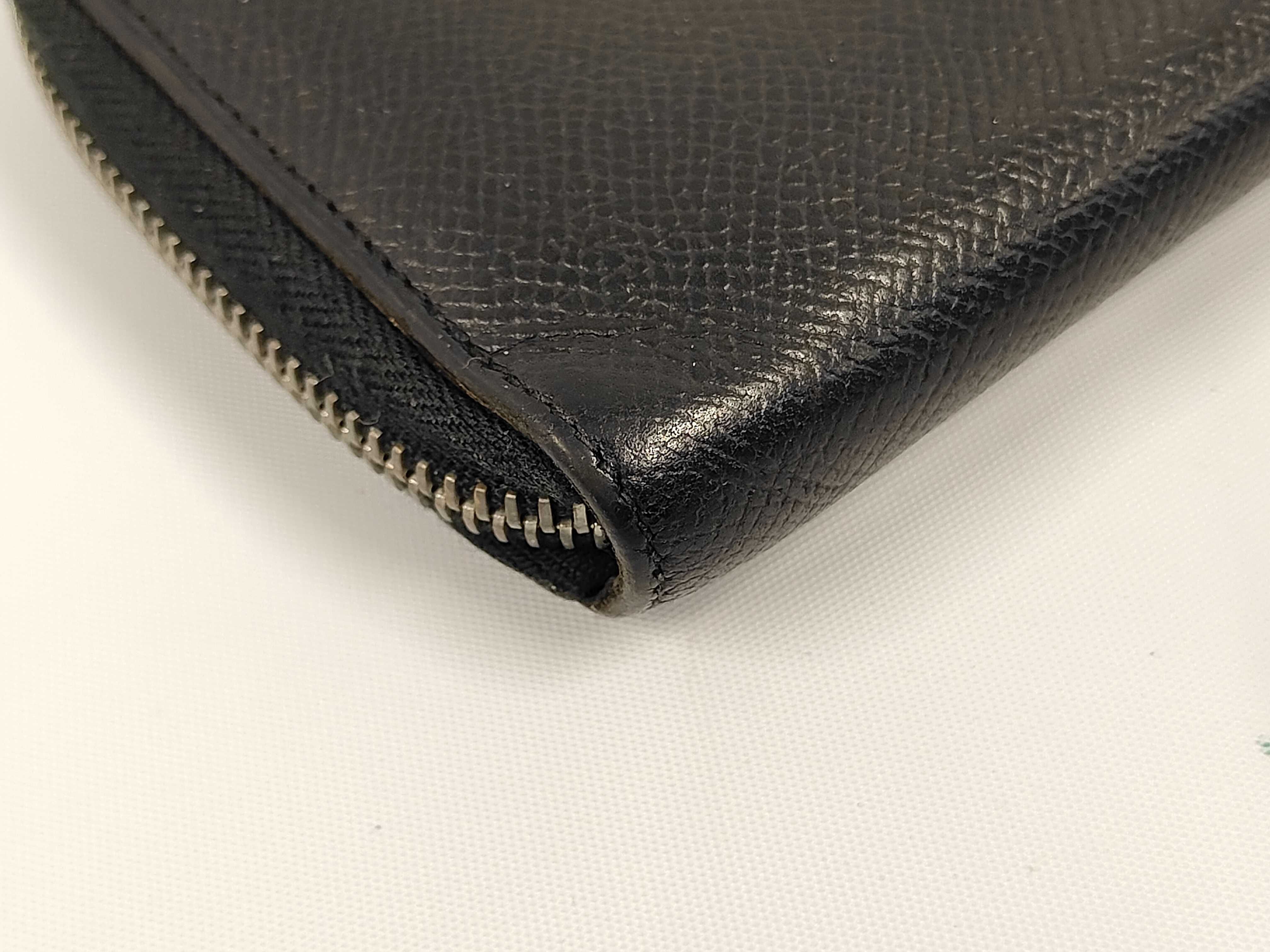 Bulgari Round Zip Long Wallet — view 4