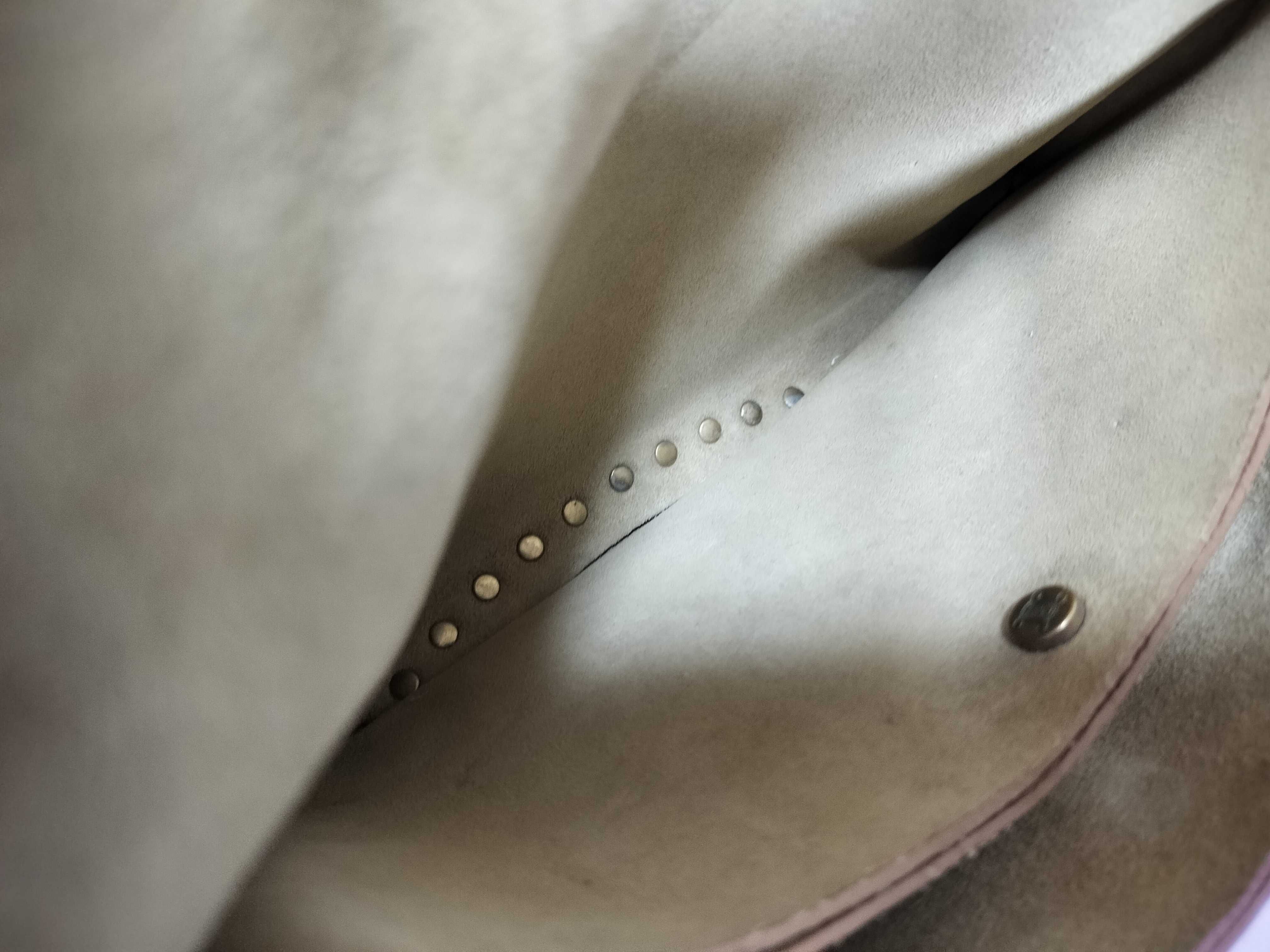 accessory pouch — view 13