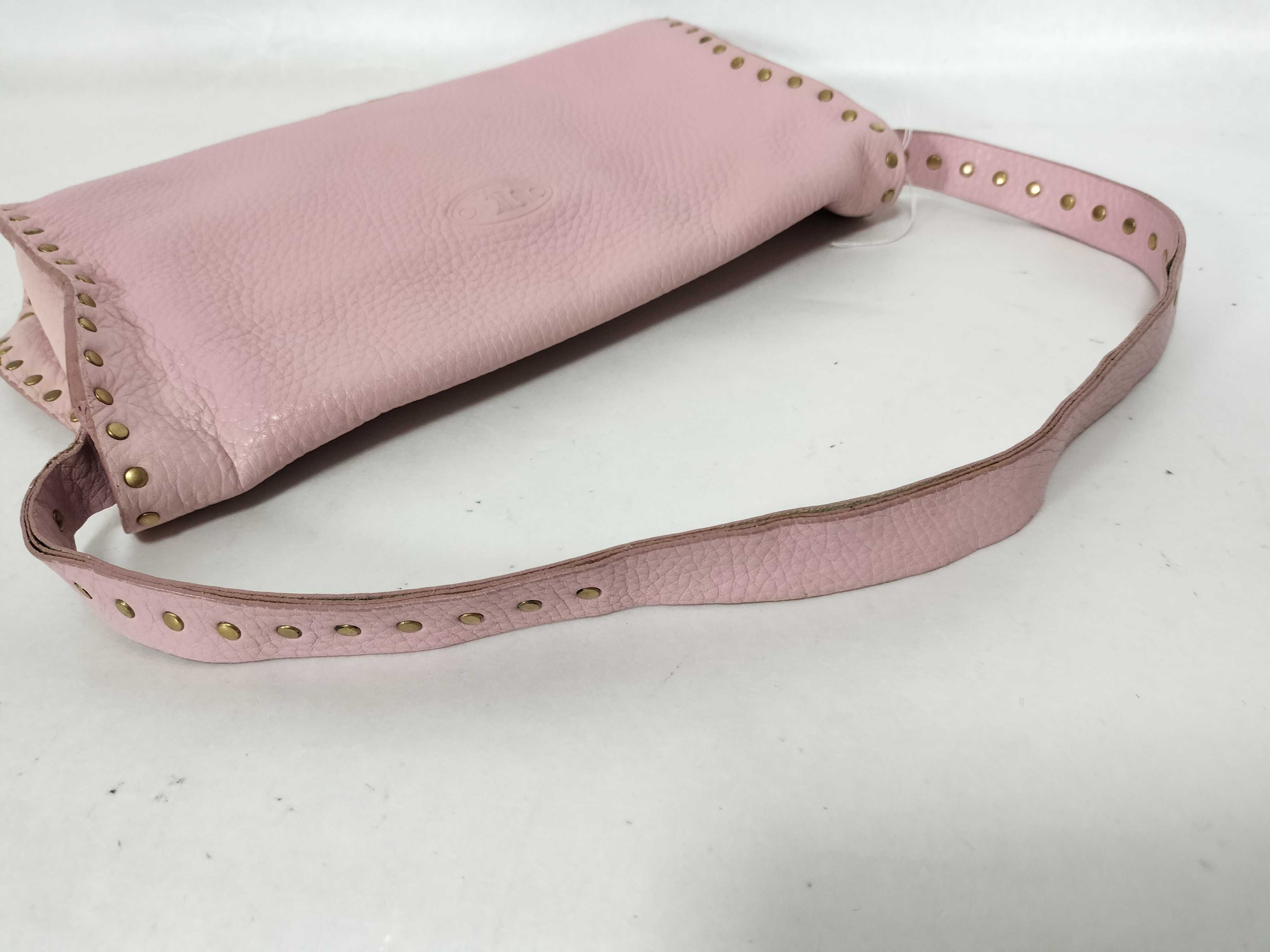 accessory pouch — view 3