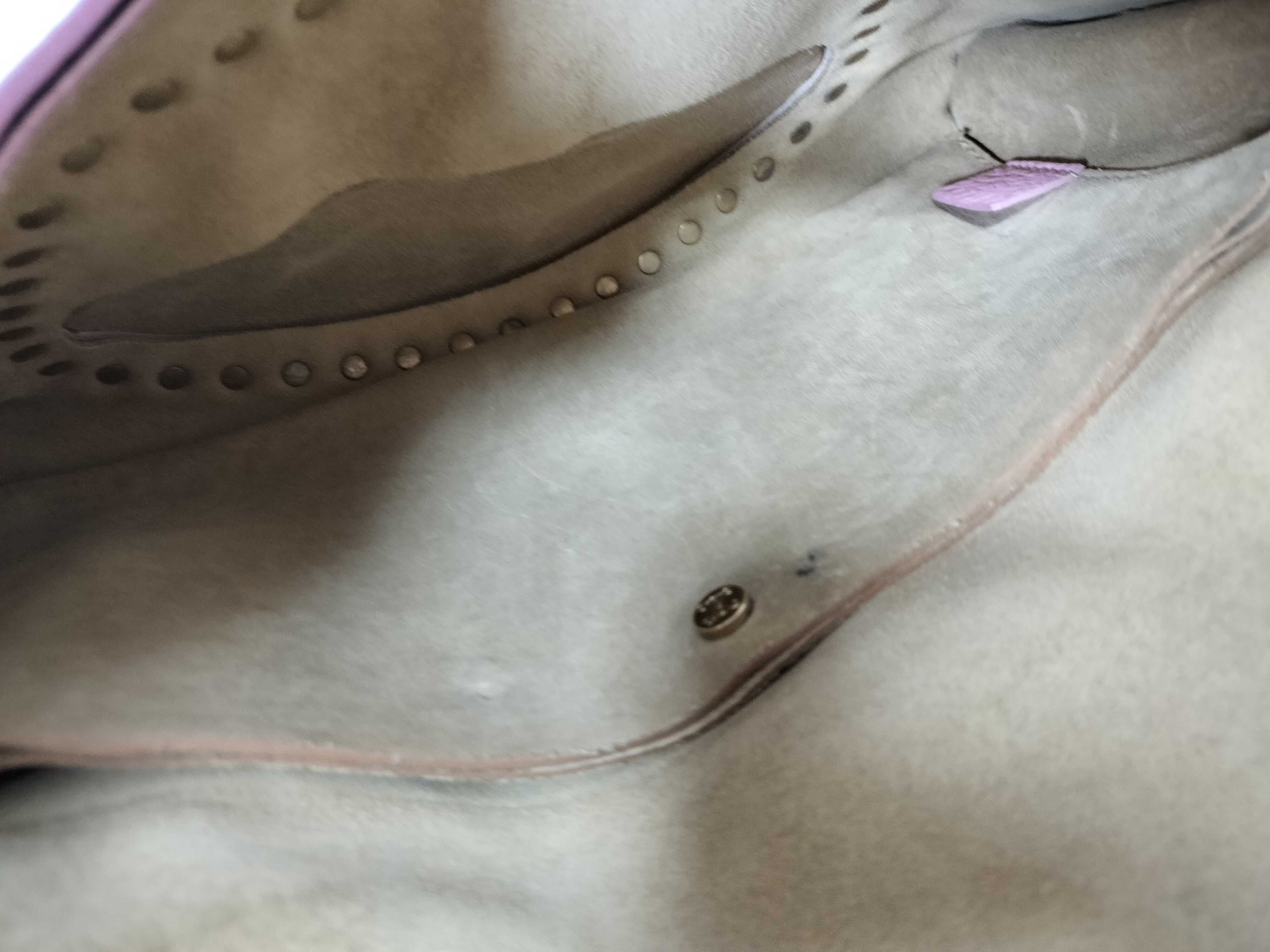accessory pouch — view 10