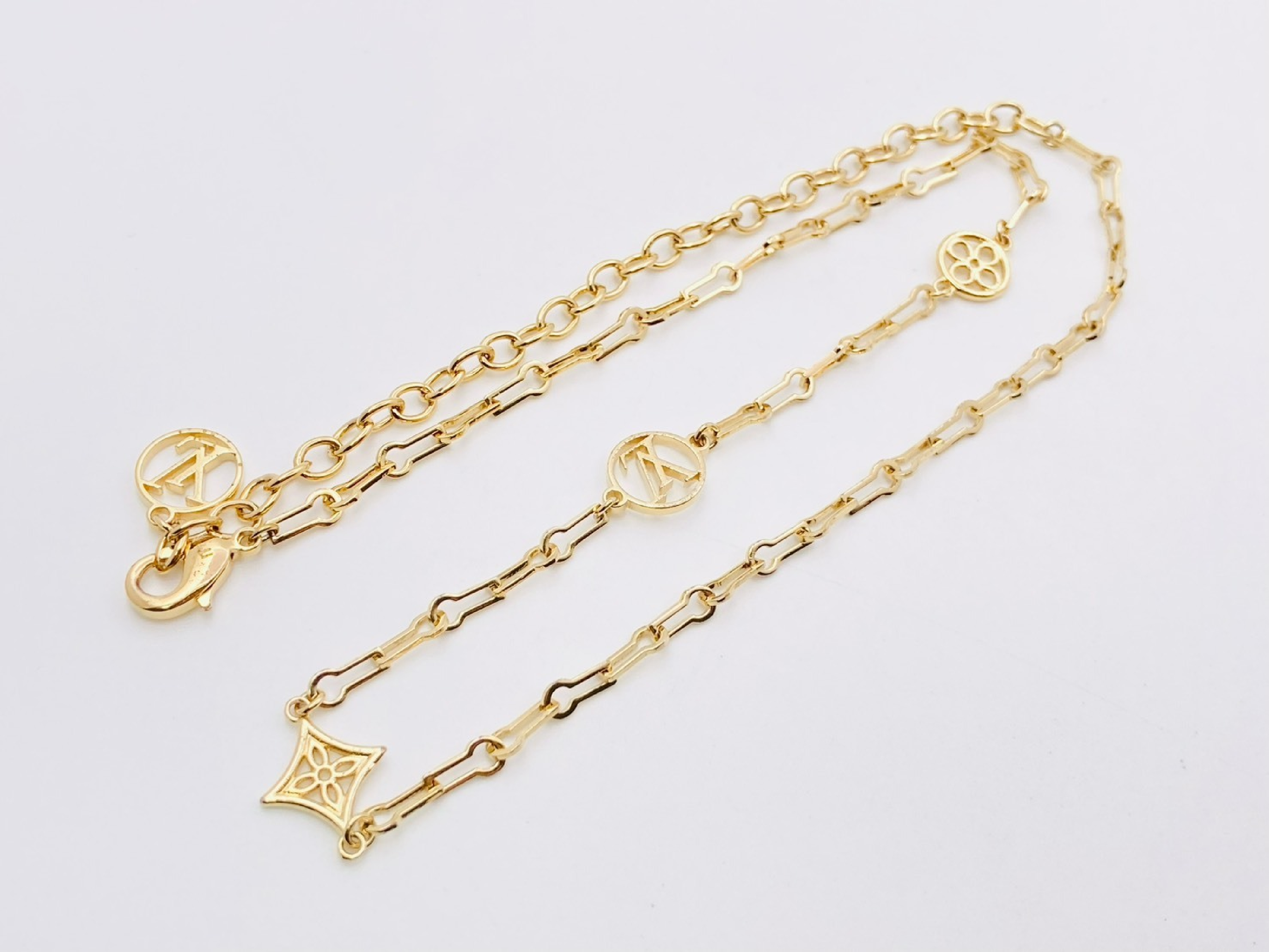 M69622 Collier Forever Young Gold OB1200 Necklace — view 2