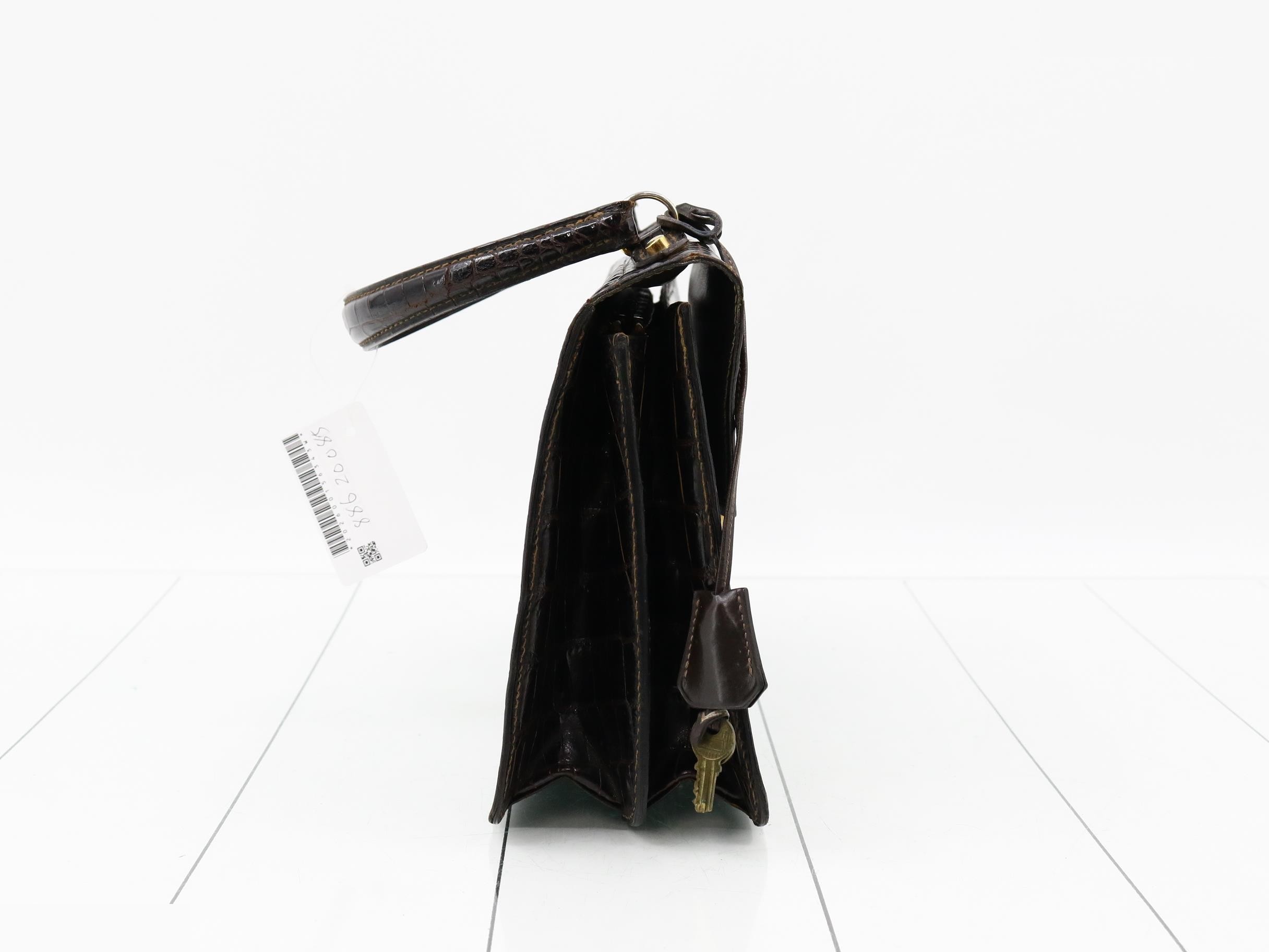 Crocodile handbag — view 4