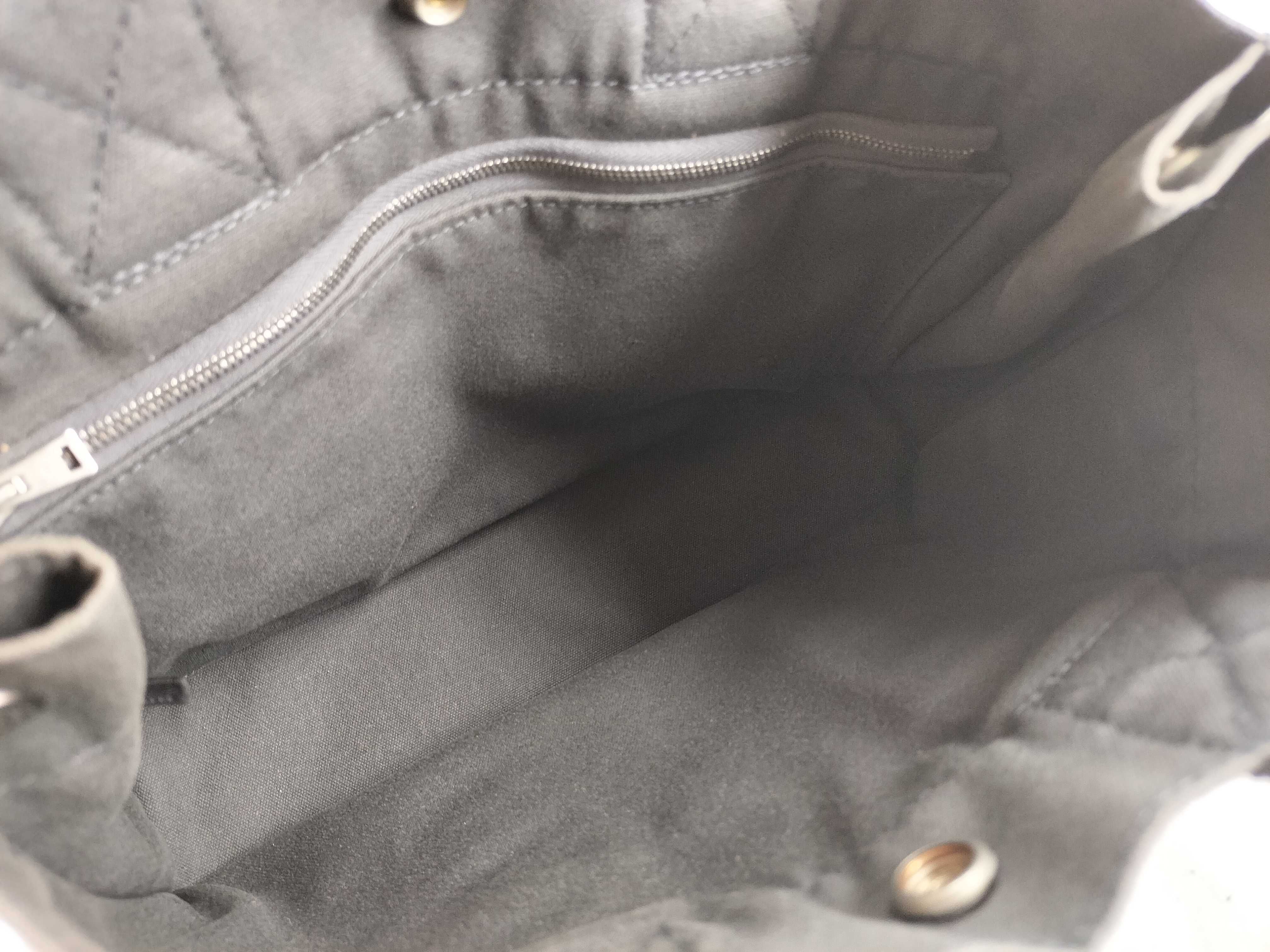 Fourre-Tout PM Grey Tote Bag — view 10