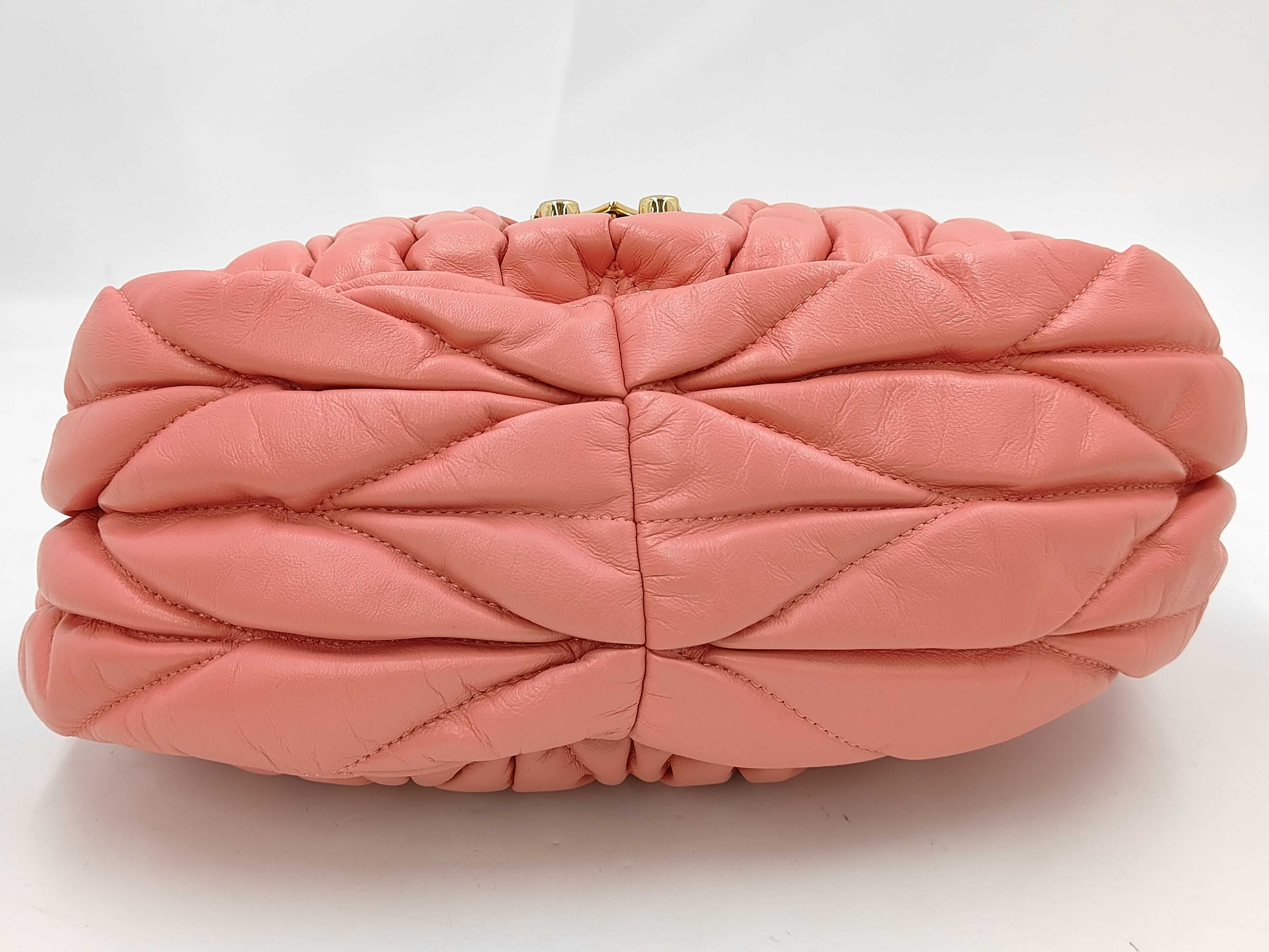 handbag — view 3
