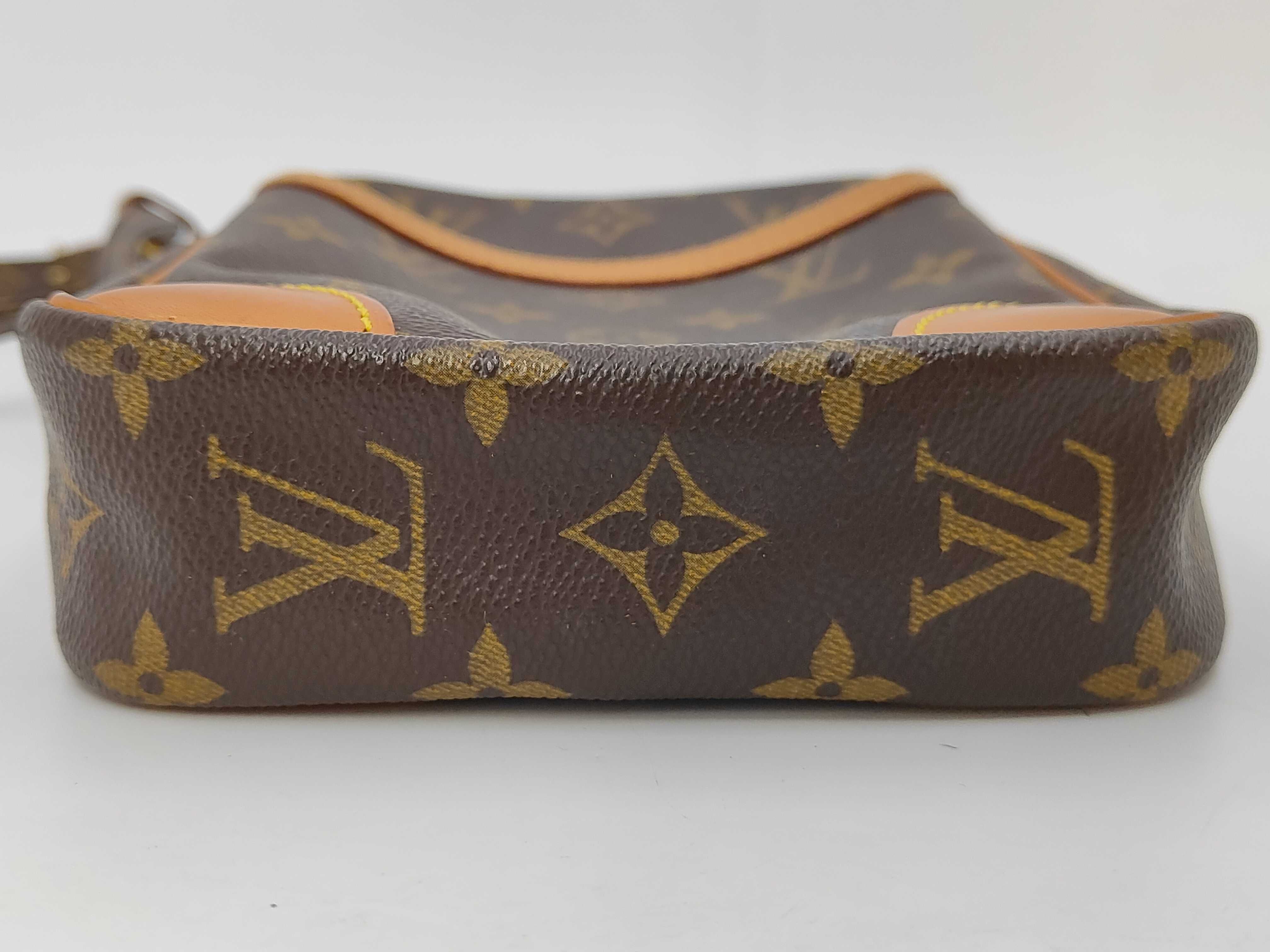 LV Monogram Danube Shoulder Bag — view 3