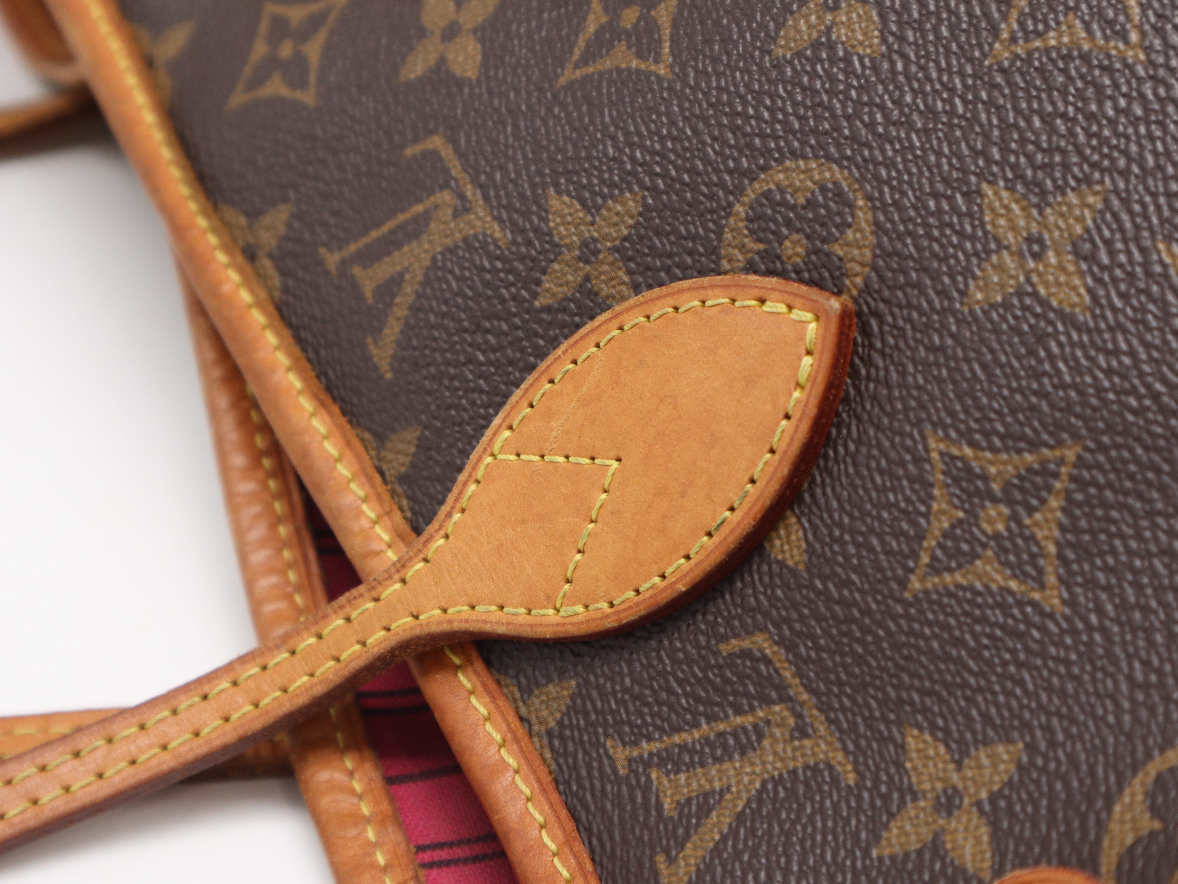 M40156 Monogram Neverfull MM (Old Model) Tote Bag — view 8