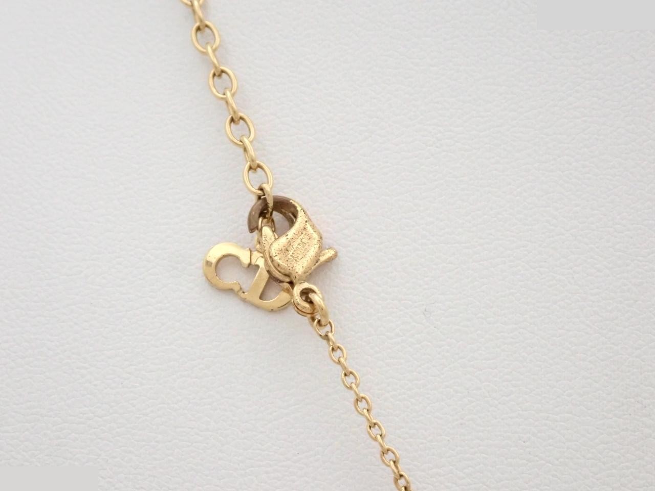 necklace — view 2