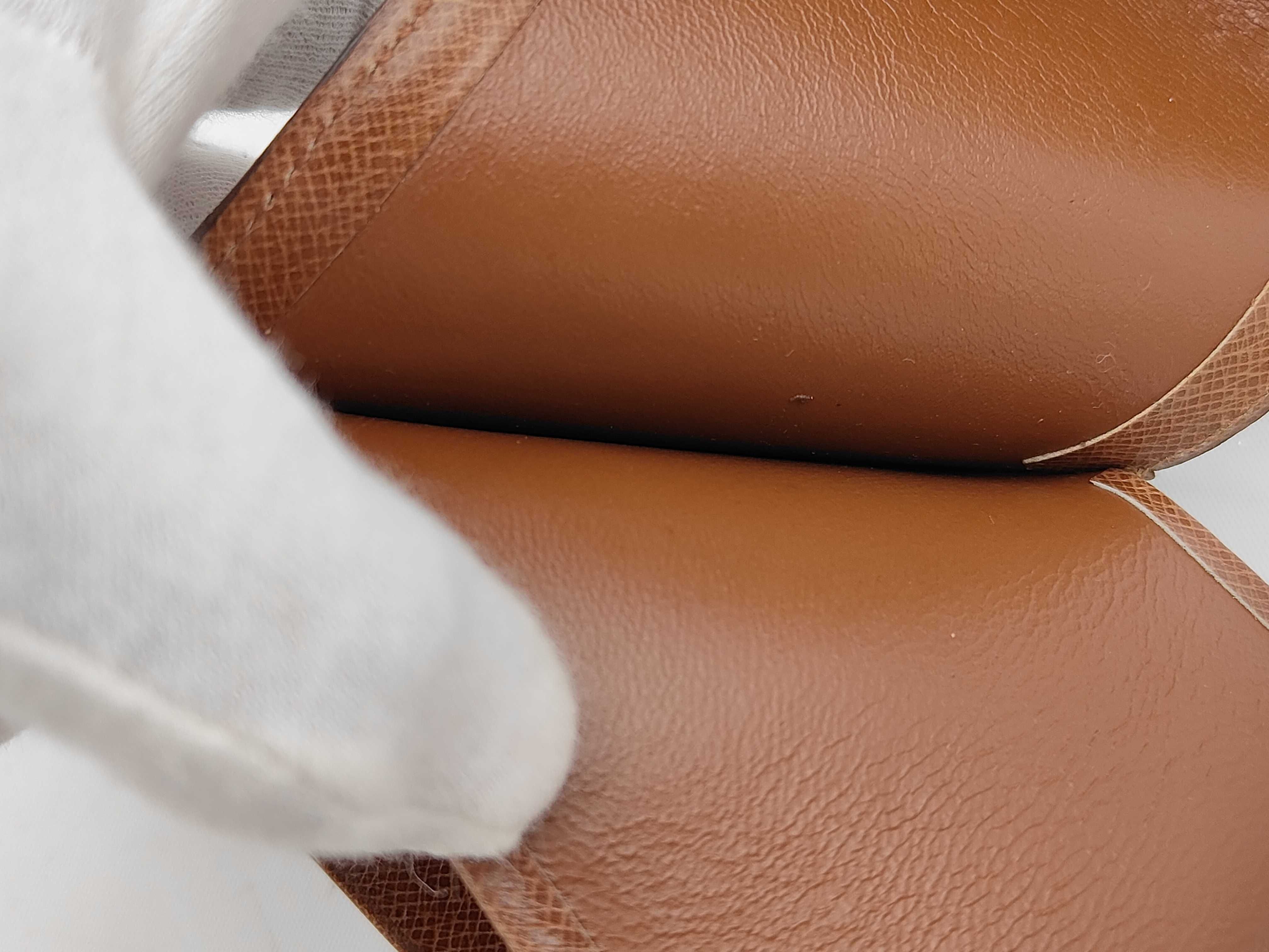 Billfold — view 5